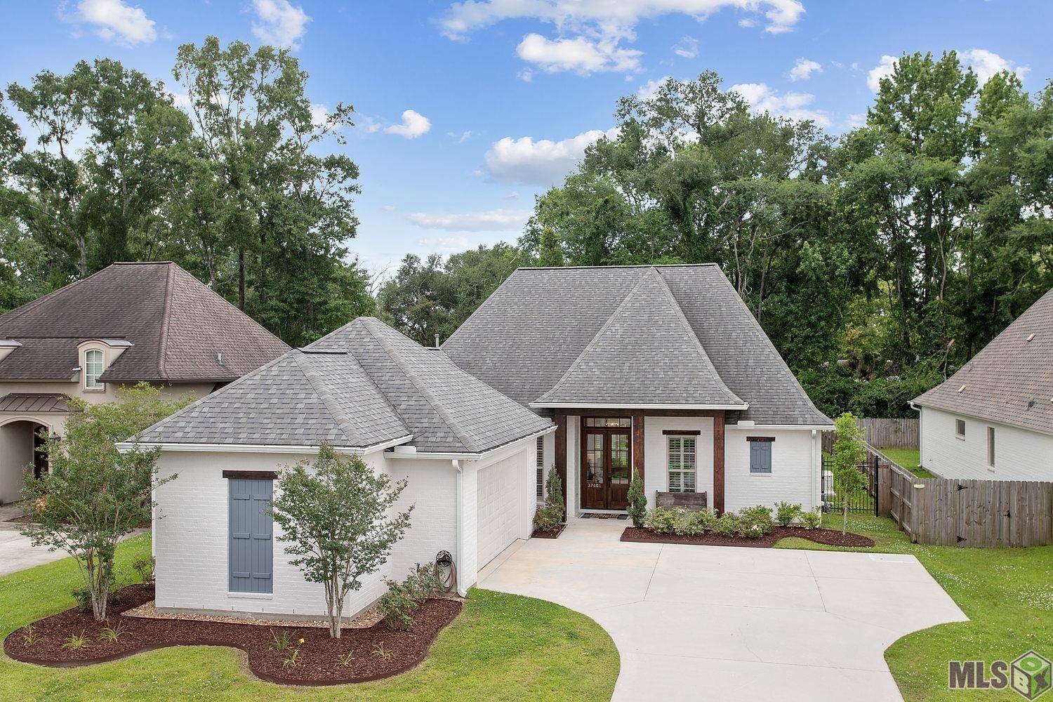 Prairieville, LA 70769,37401 WHISPERING HOLLOW AVE