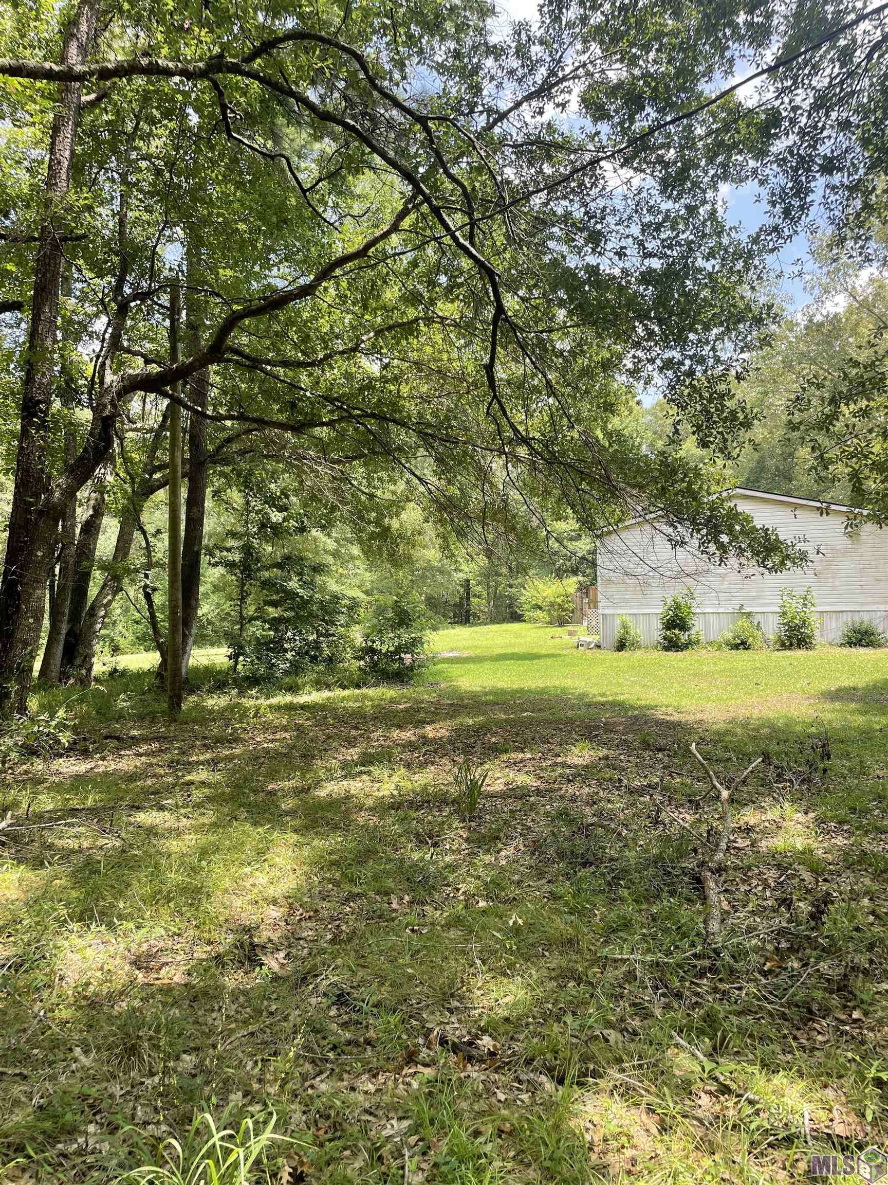 St Francisville, LA 70775,8093 E MUSCADINE LN