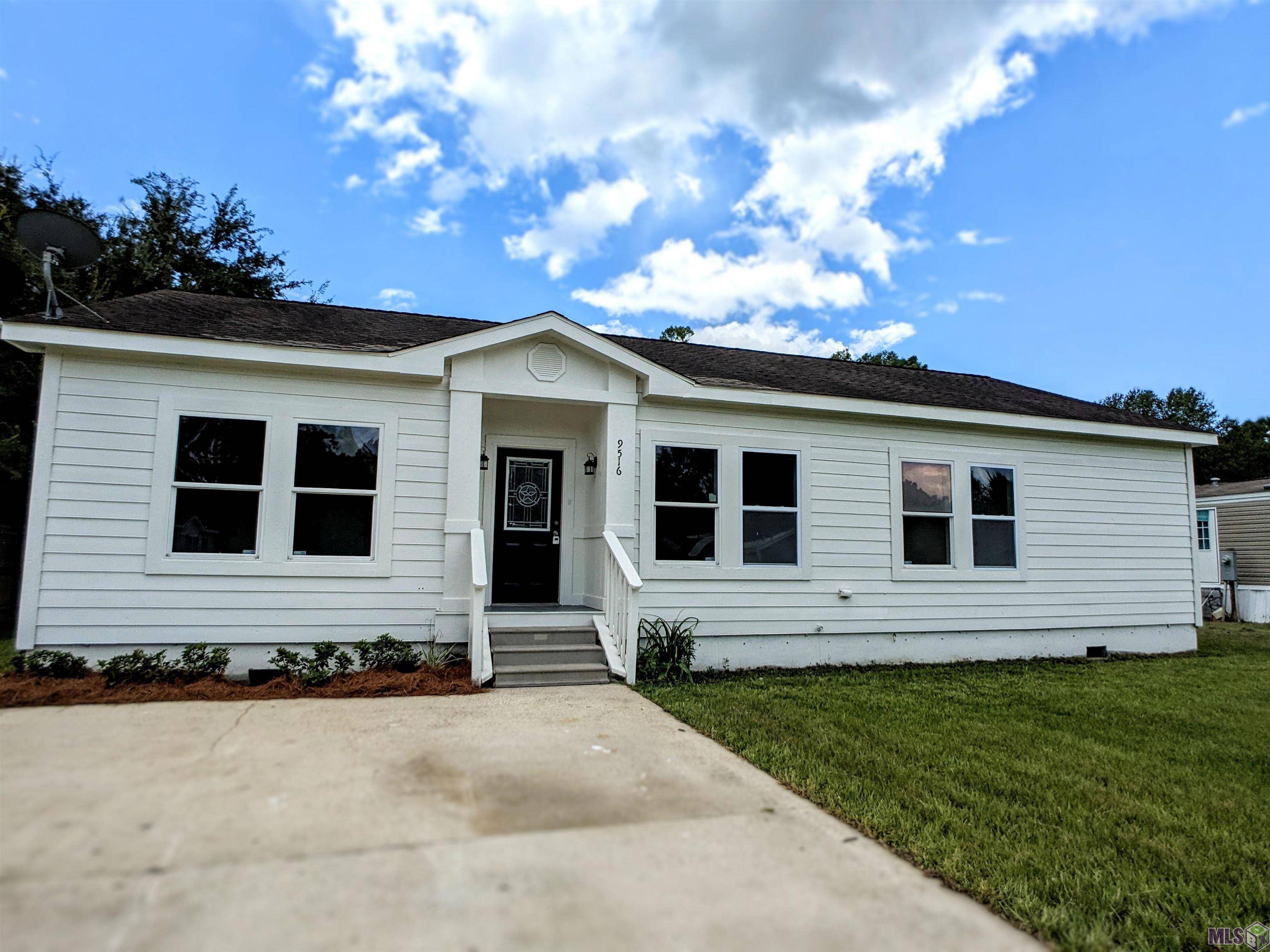 Zachary, LA 70791,9516 DEER TRAIL AVE