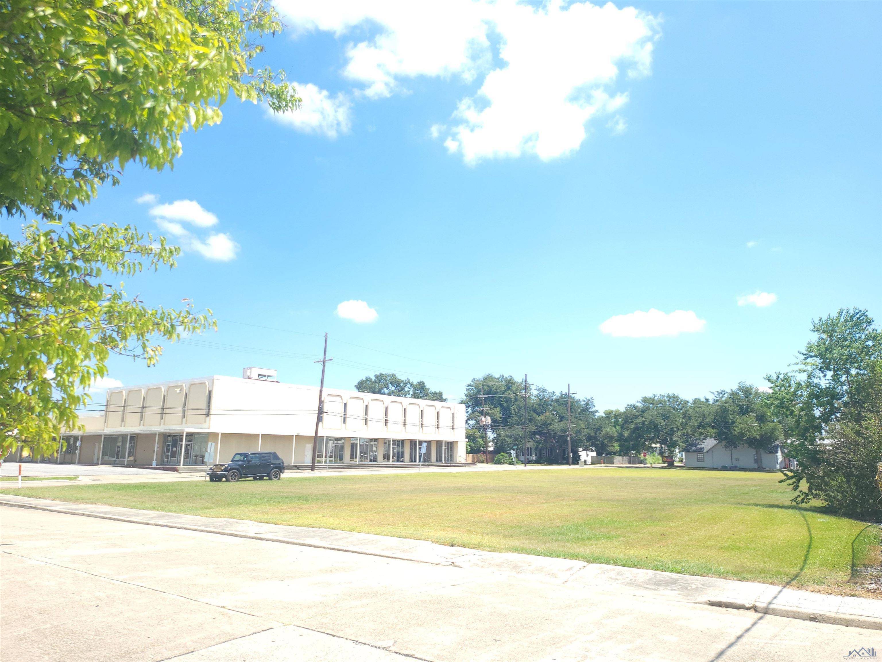 Houma, LA 70364,1002 AYCOCK STREET