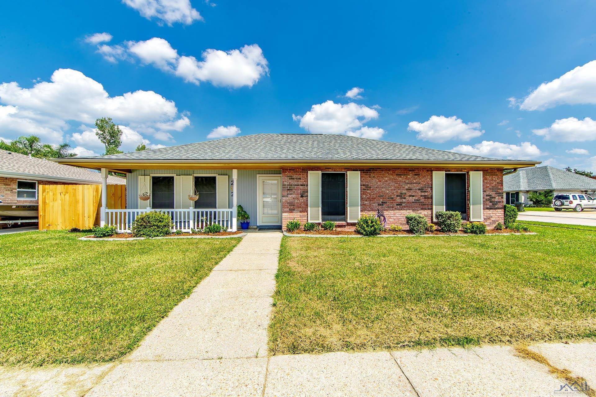 Houma, LA 70360,202 South Moss Drive