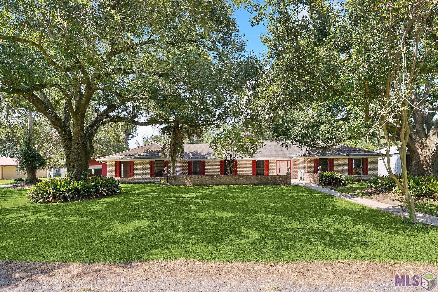 Laplace, LA 70068,951 JACOB ST