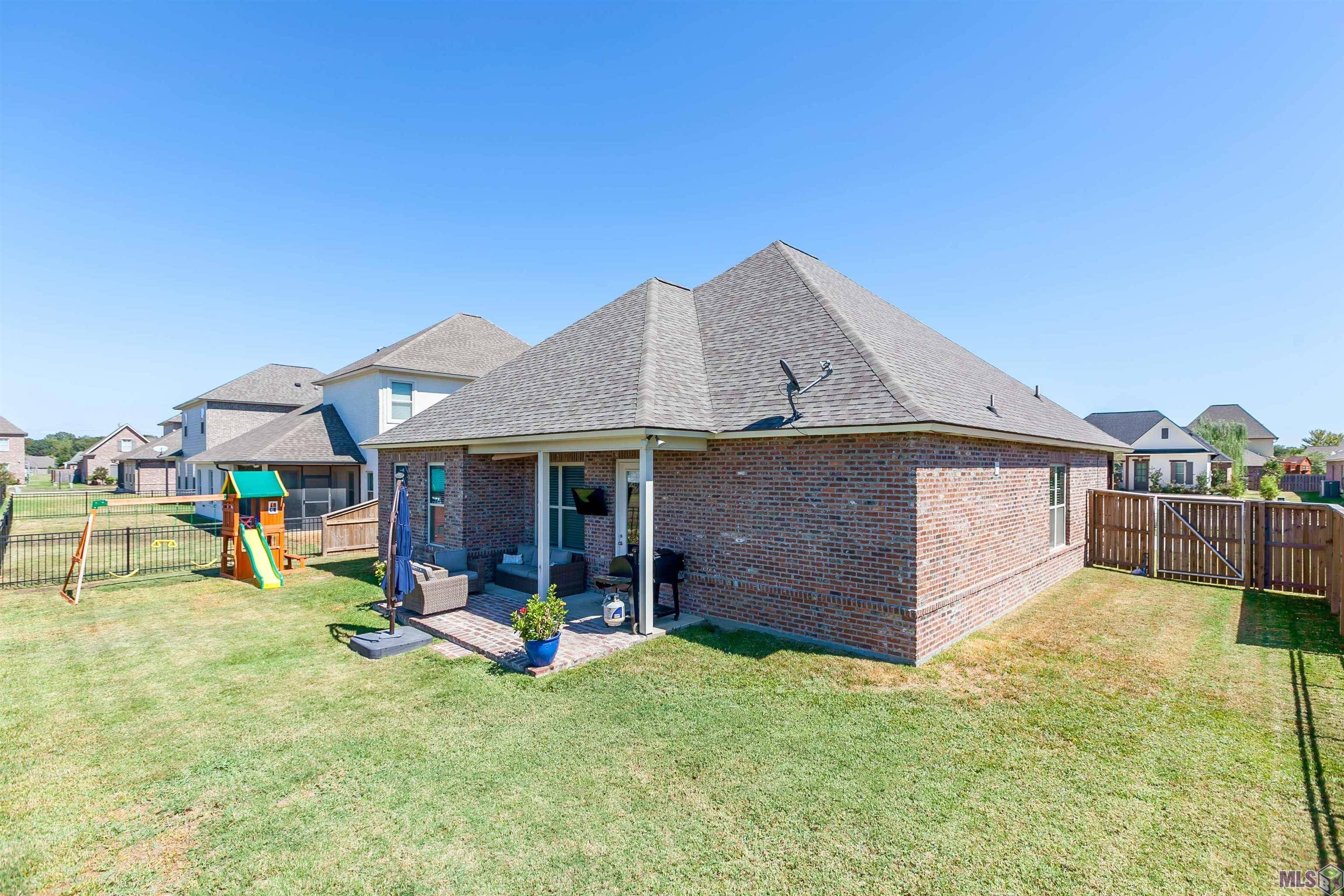 Zachary, LA 70791,3747 KINGSBARNS DR