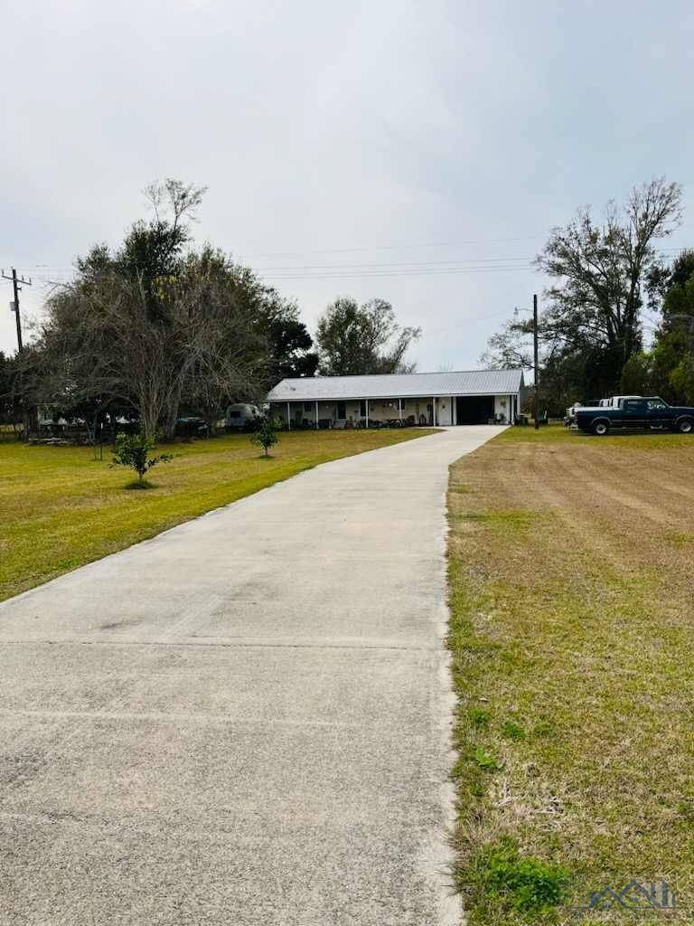 Montegut, LA 70377,404 ARAGON ROAD