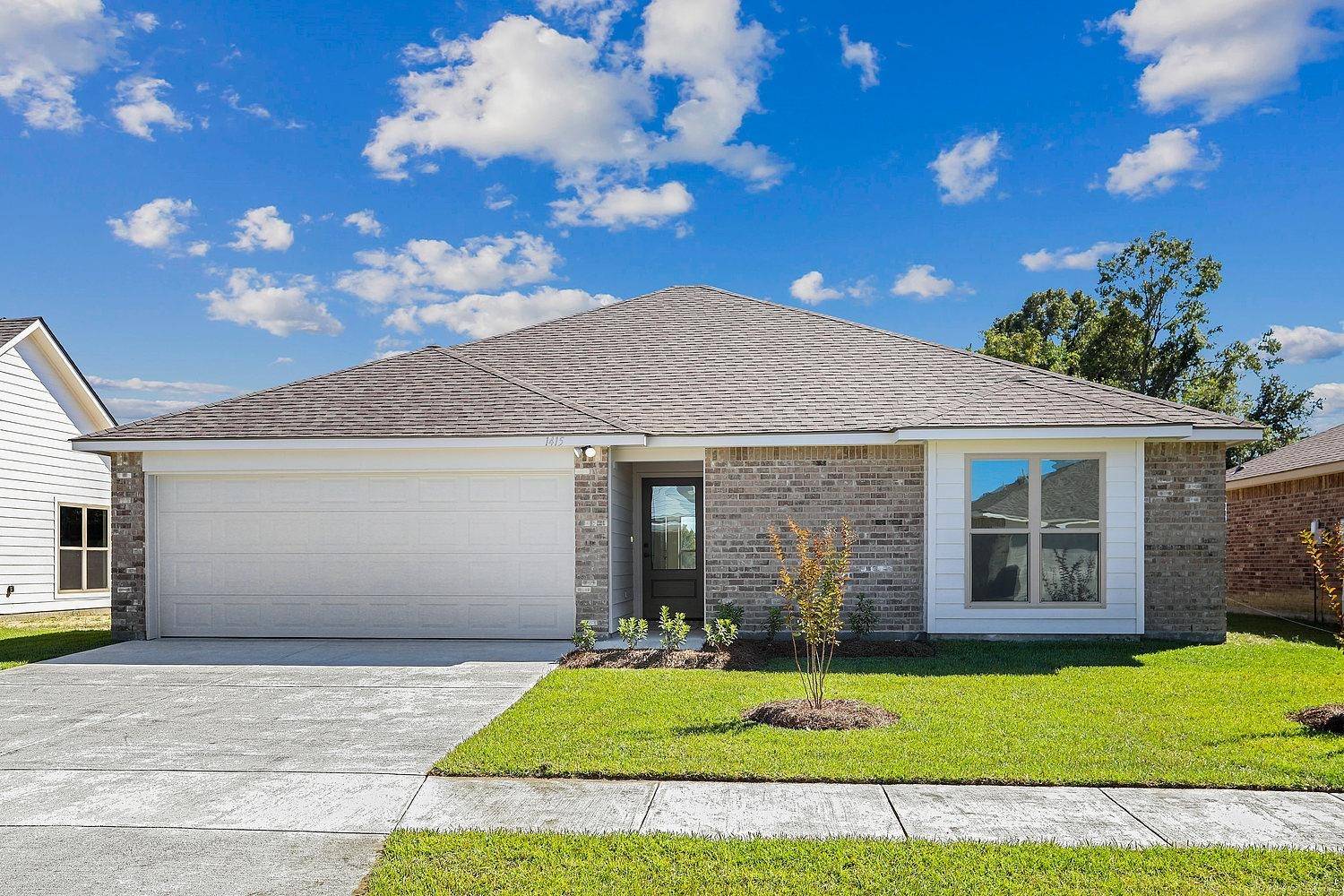 Gonzales, LA 70737,1192 MARLENA MEADOWS DRIVE