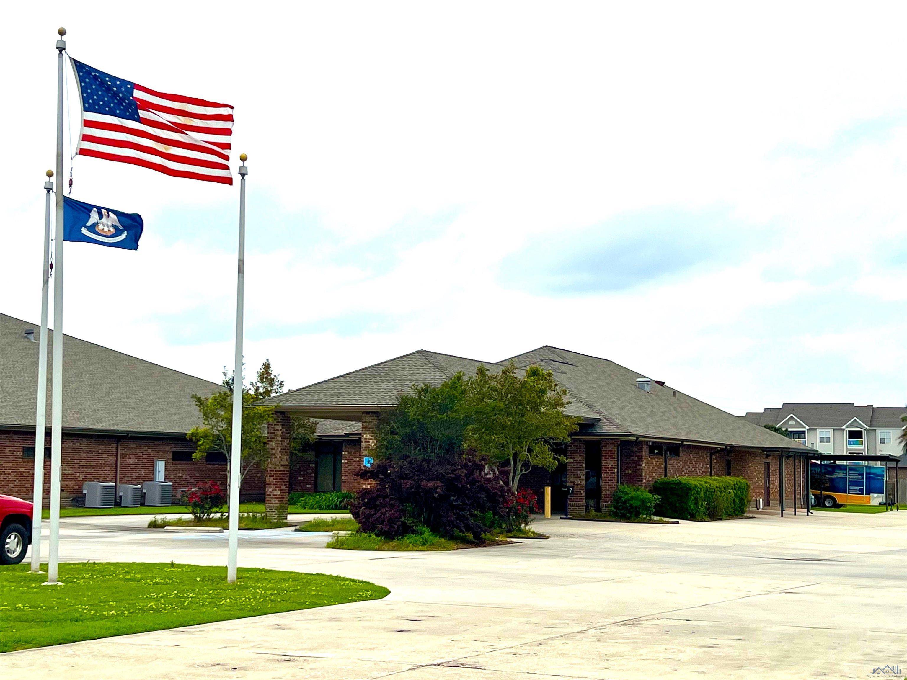 Houma, LA 70360,132 VALHI LAGOON CROSSING