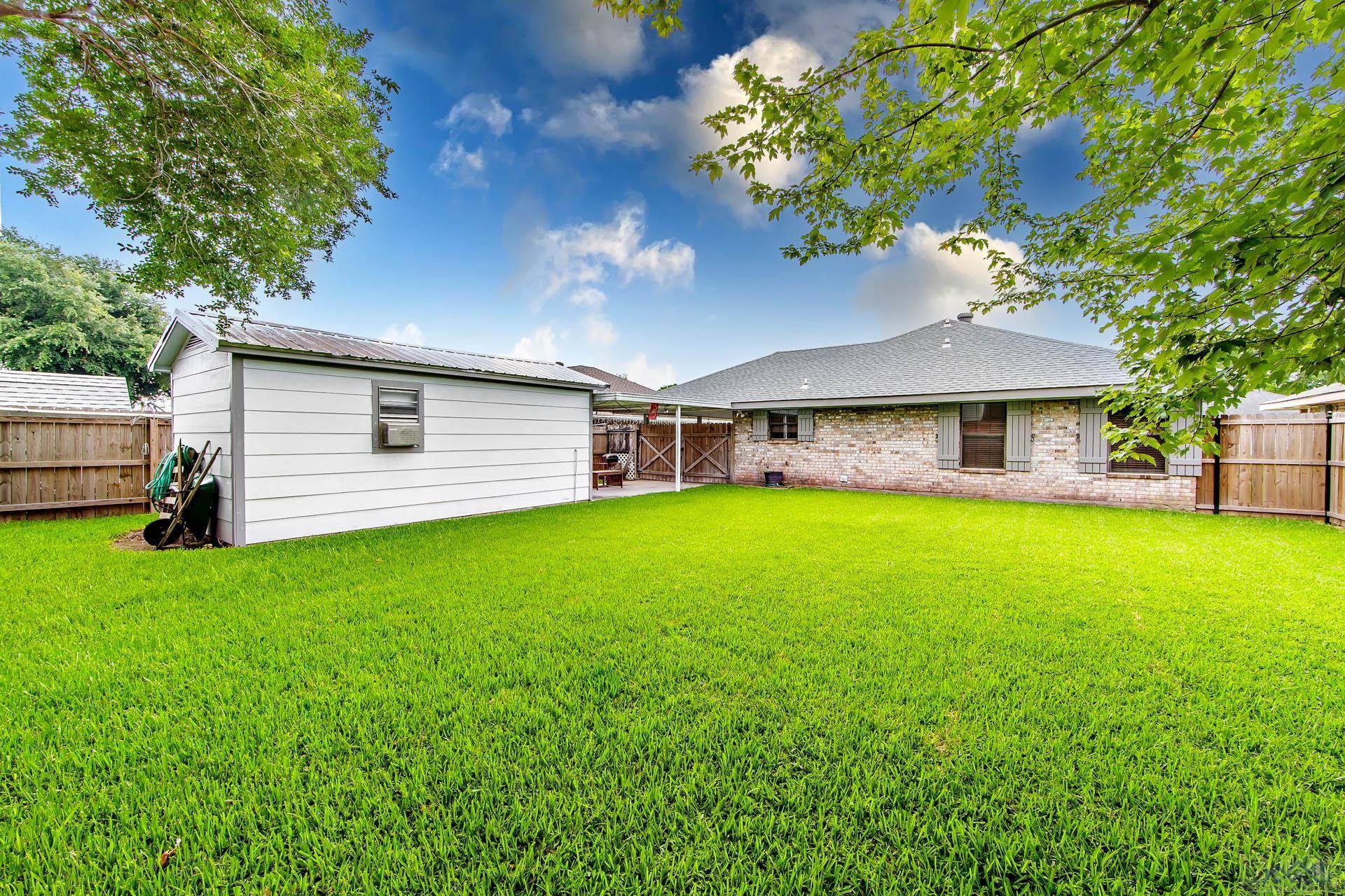 Houma, LA 70364,319 PREVOST DRIVE