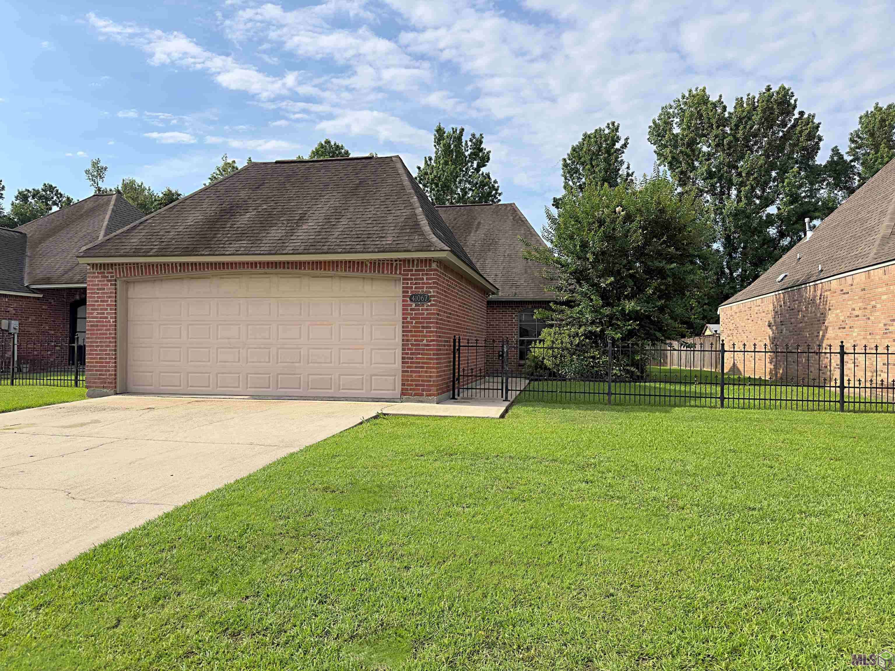 Gonzales, LA 70737,41067 GARDEN CT