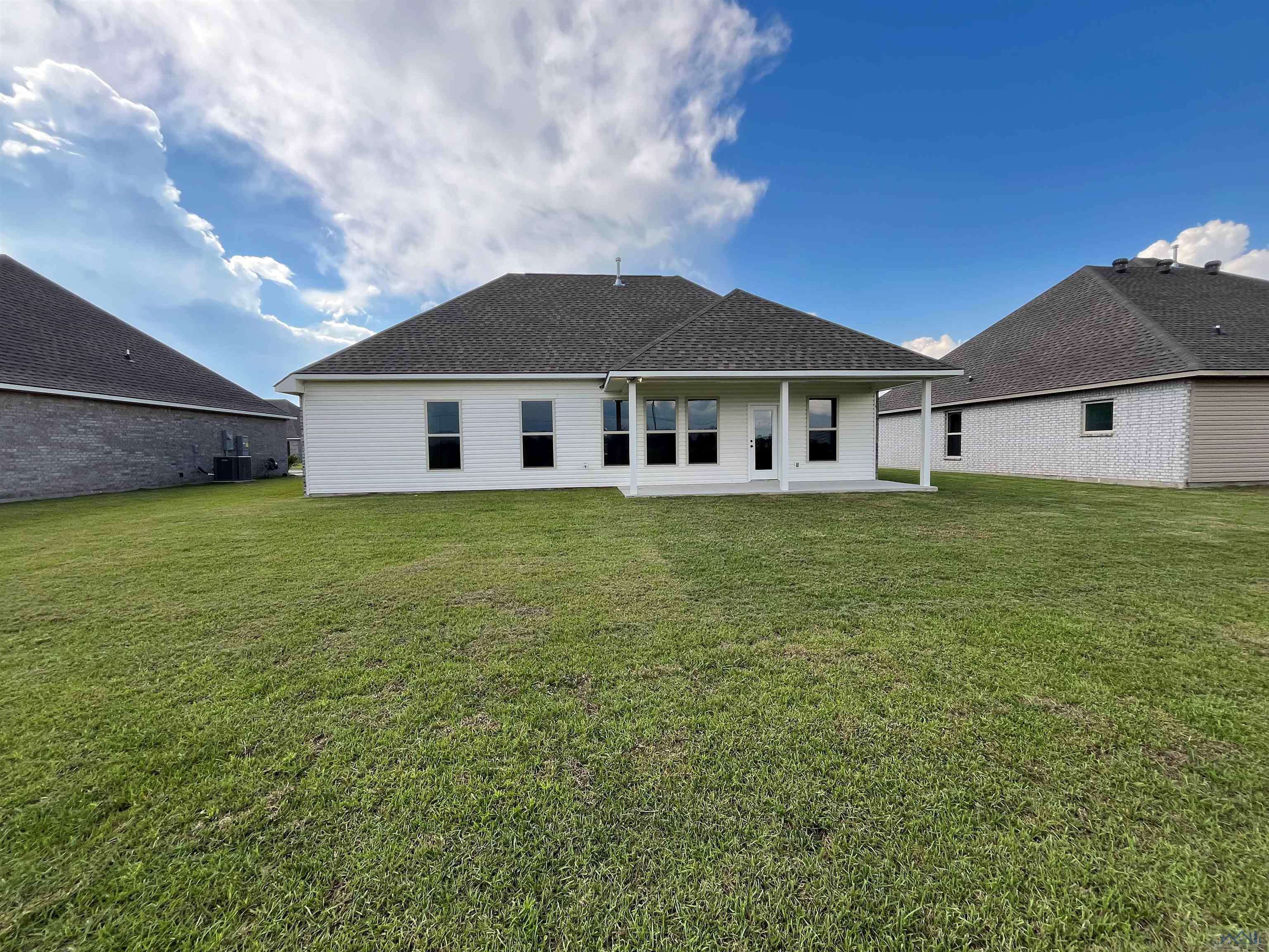 Thibodaux, LA 70301,108 POND DR