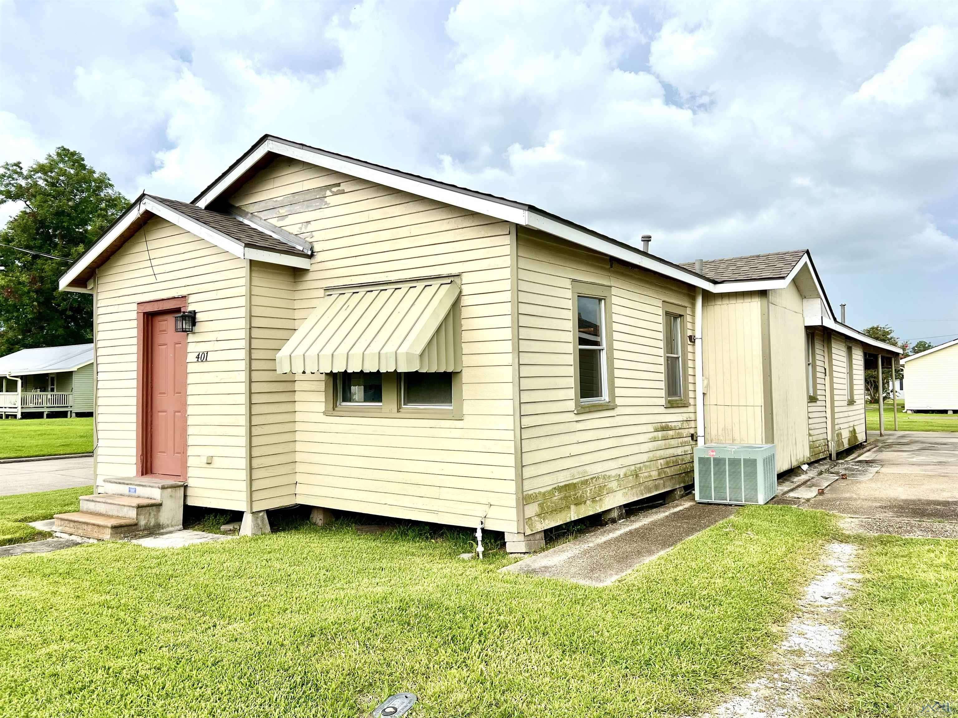 Houma, LA 70363,401 ASH ST