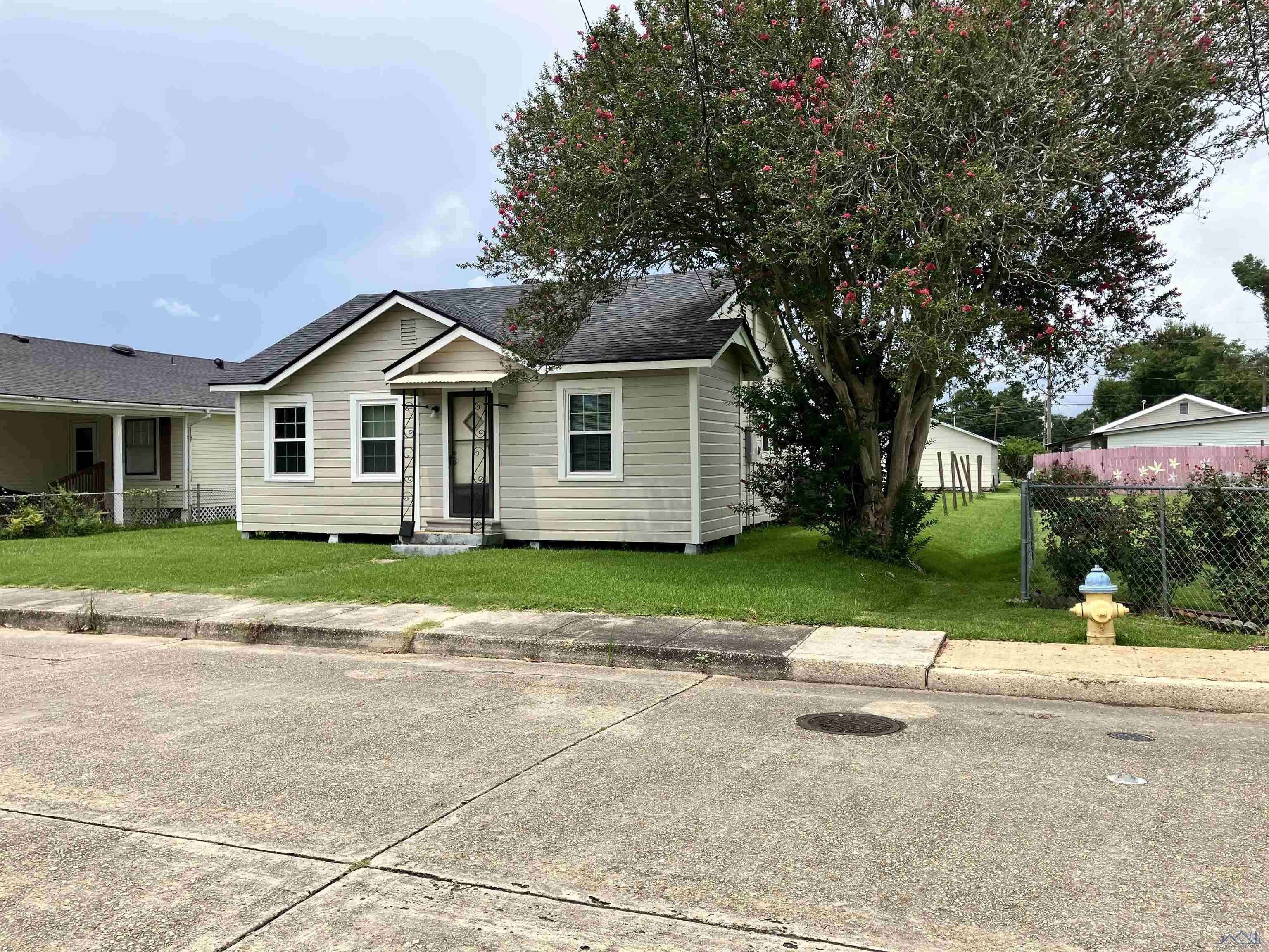 Houma, LA 70363,408 Engeron Street