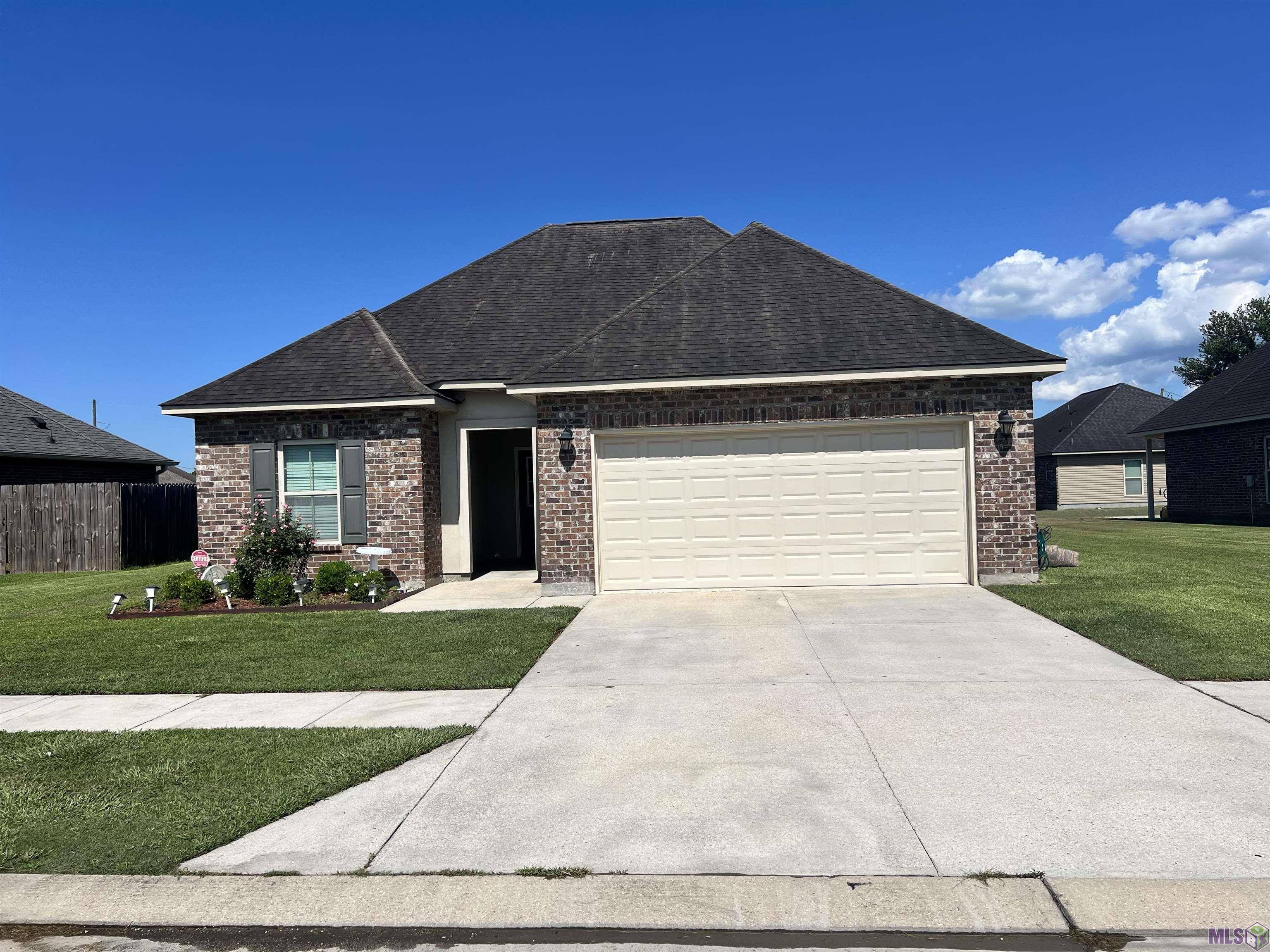 Gonzales, LA 70737,1602 S GONZALES TRACE AVE