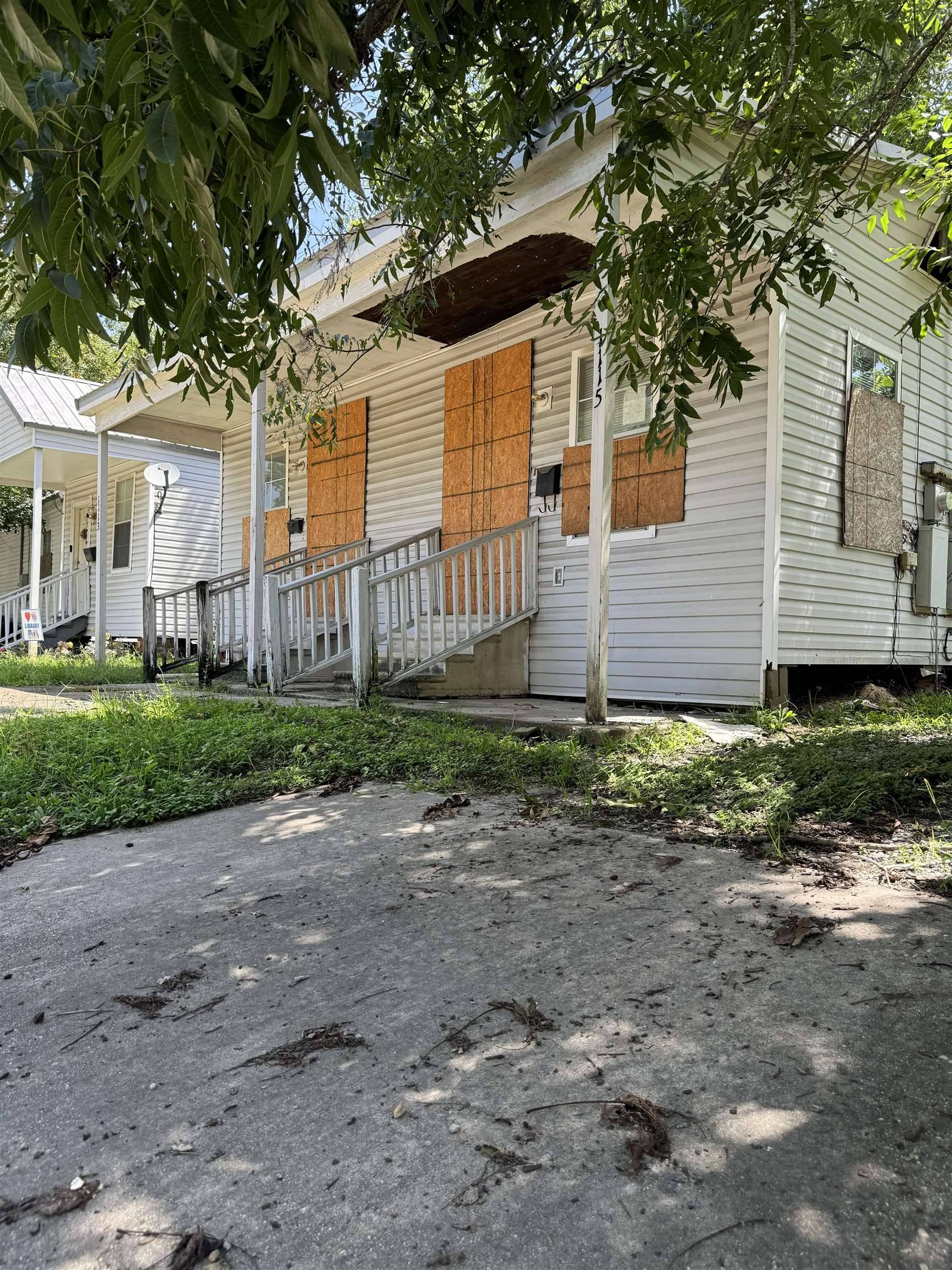 Baton Rouge, LA 70802,1113 NAPOLEON ST