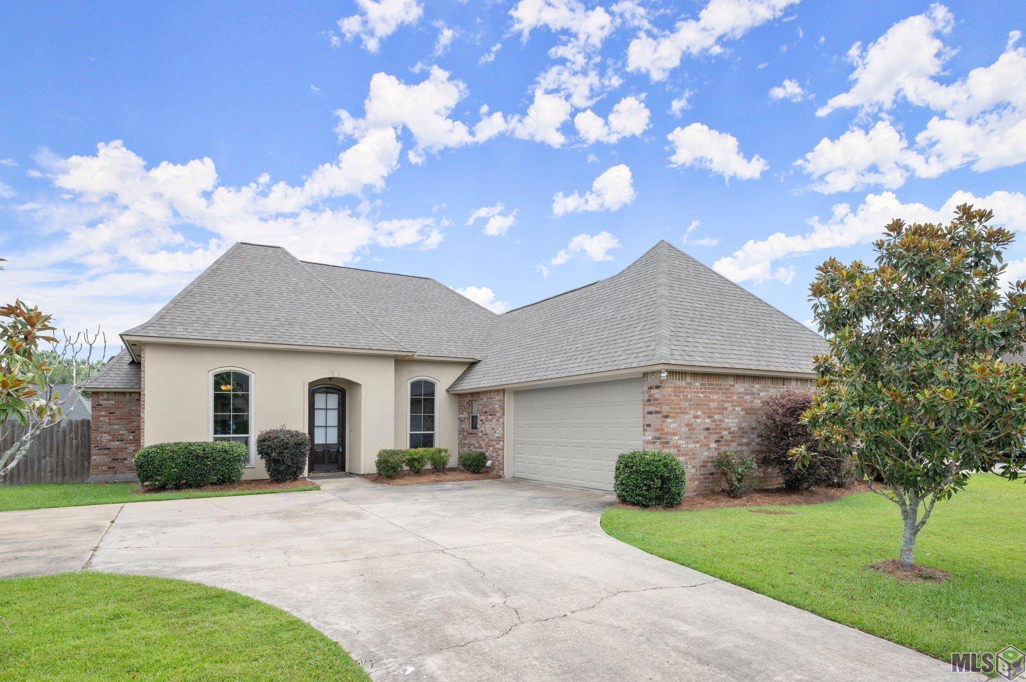 Zachary, LA 70791,4058 DRIFTWOOD DR