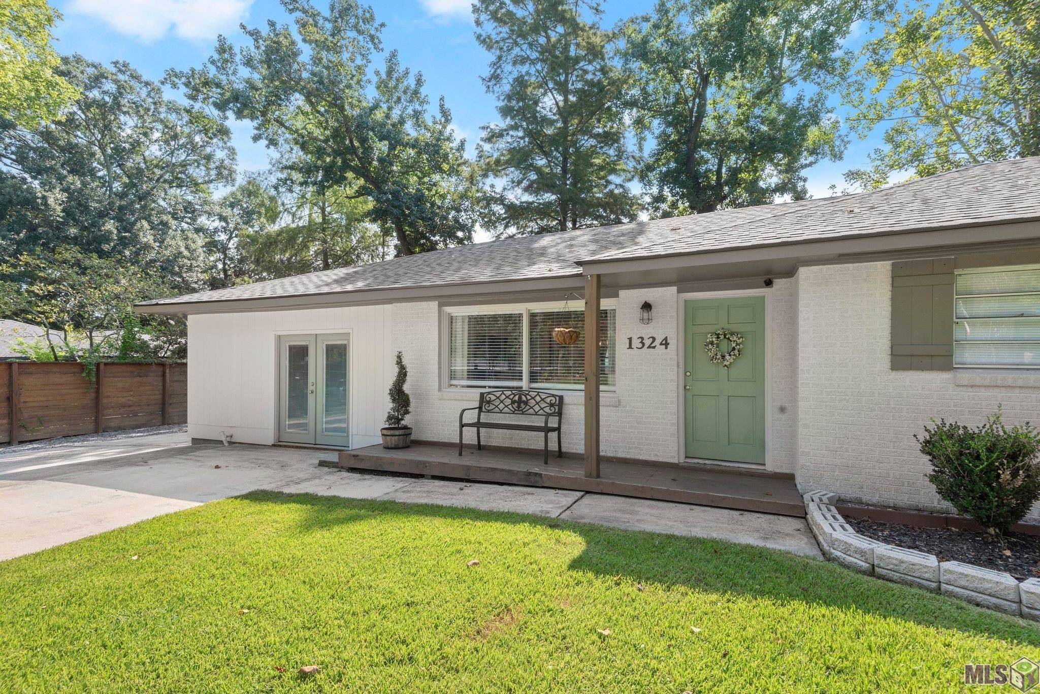 Baton Rouge, LA 70808,1324 HIGHLAND PARK DR