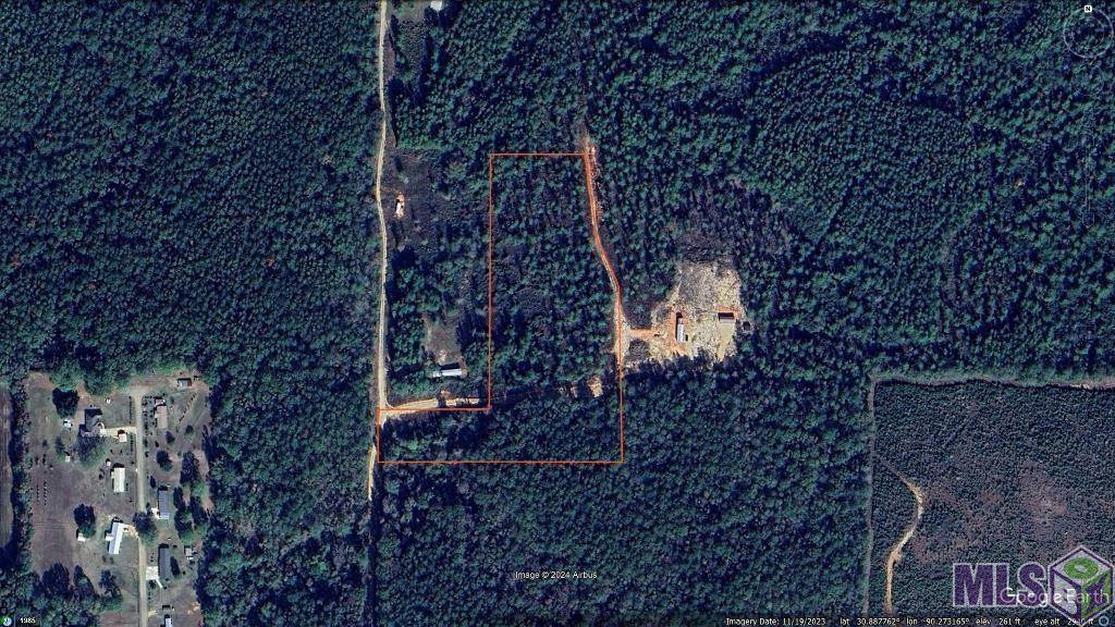 Mt Hermon, LA 70450,24000 LEORA WILLIAMS LN