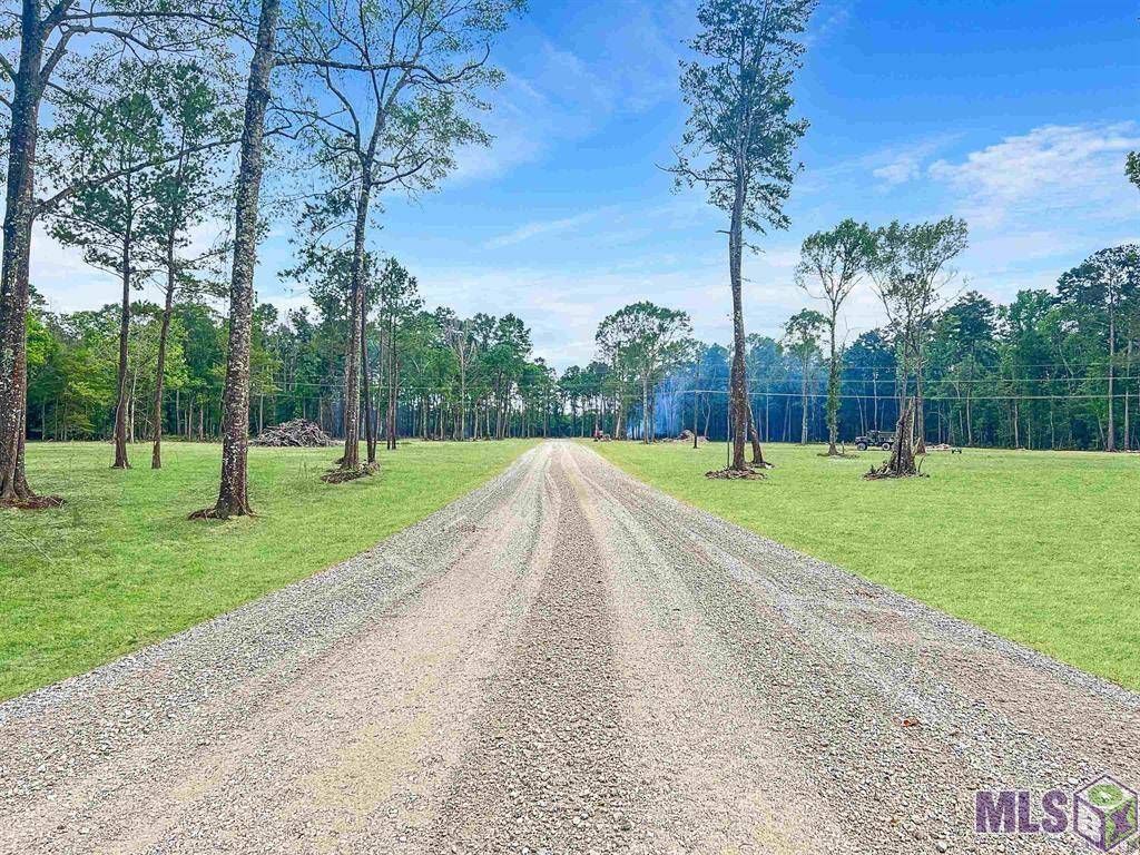 Walker, LA 70785,35061 COY HOLDEN RD