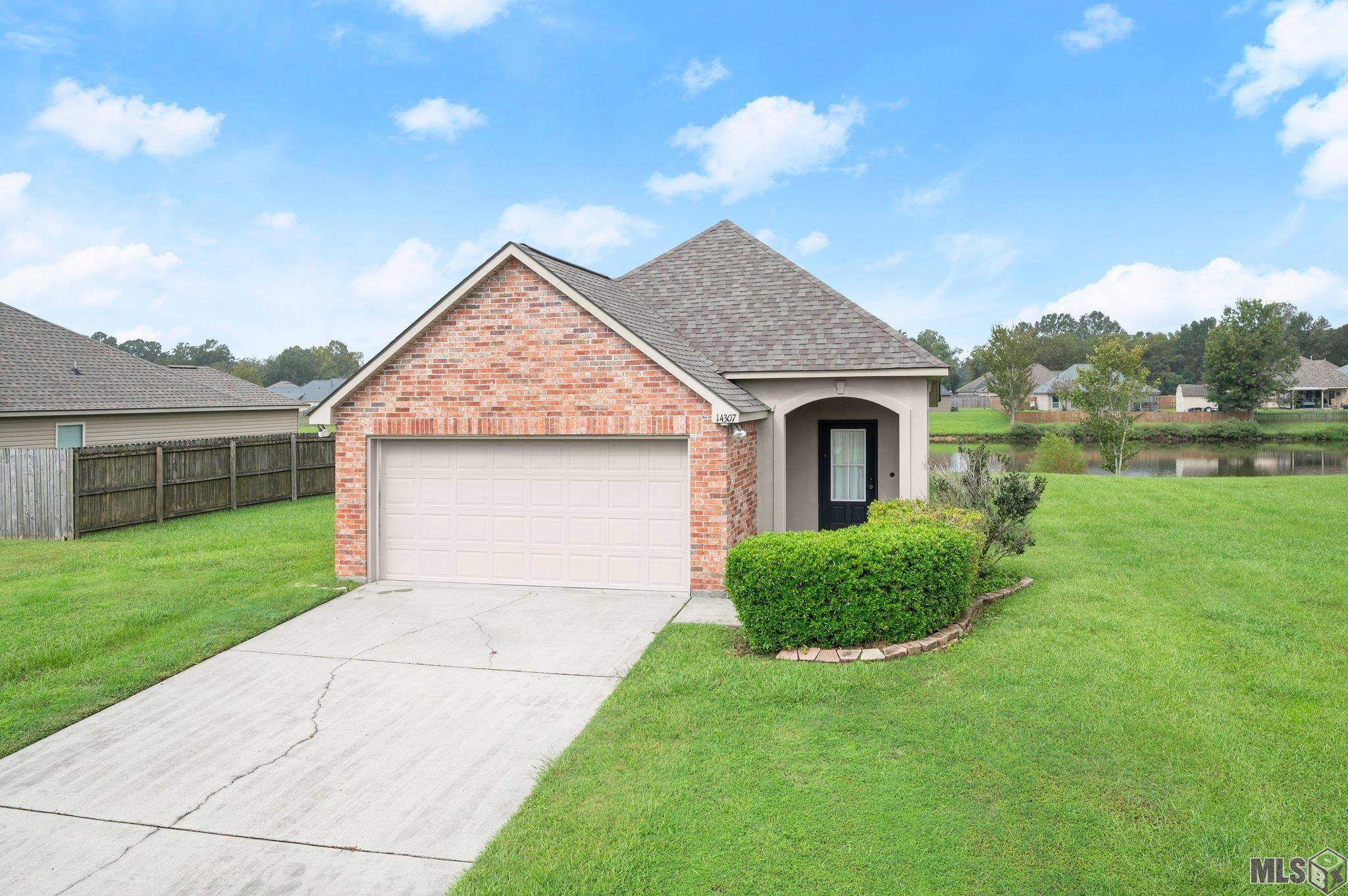 Gonzales, LA 70737,14307 SUMMERSET DR