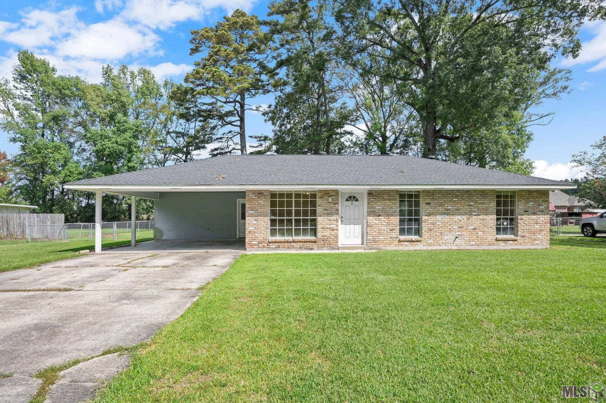 Greenwell Springs, LA 70739,16725 PERNECIA AVE