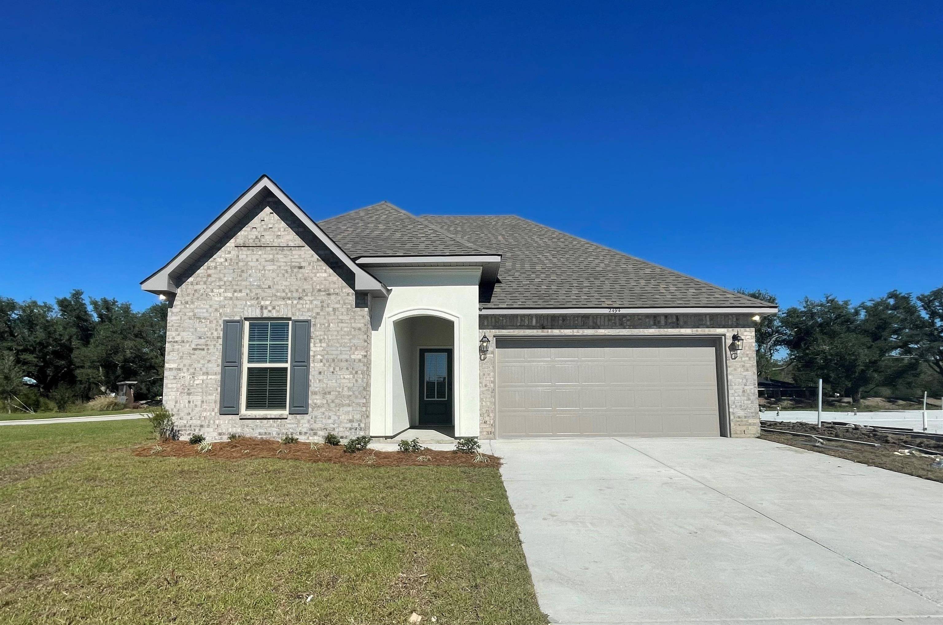 Houma, LA 70364,2494 GOLDFINCH DR