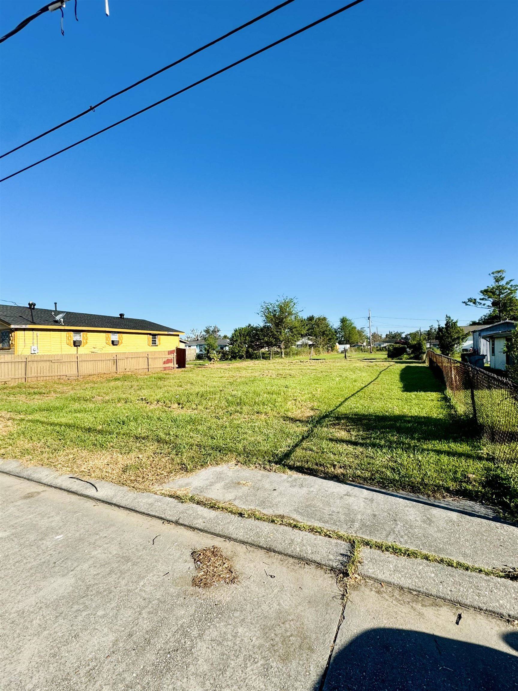 Houma, LA 70363,2614 ISABEL ST