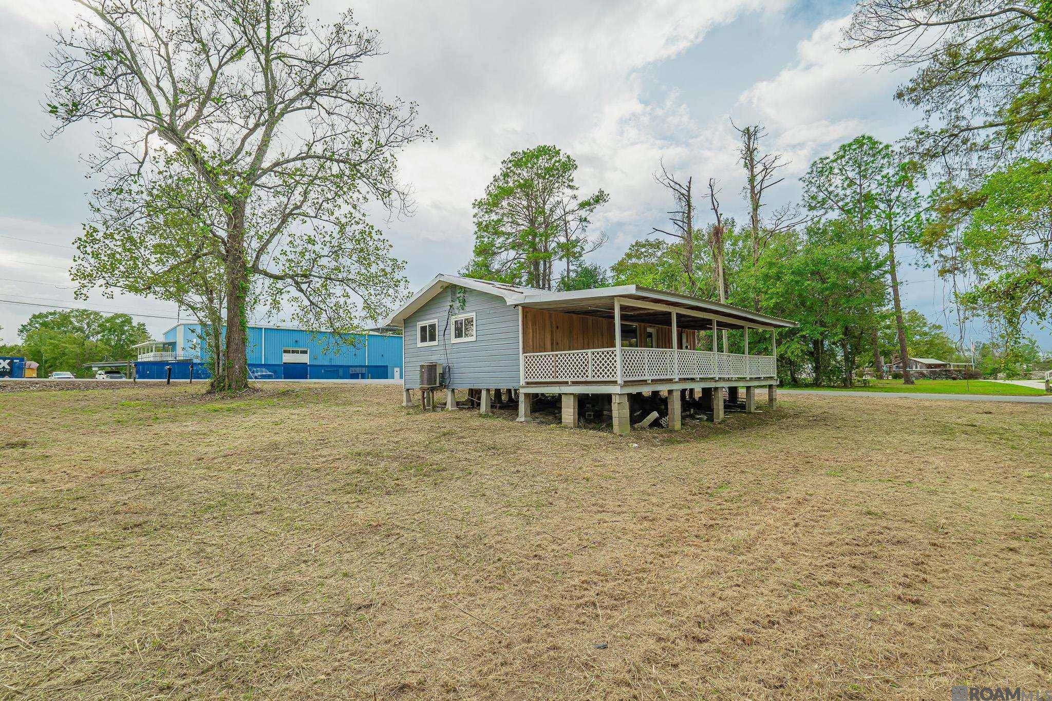 St Amant, LA 70774,47299 AMITE RIVER RD