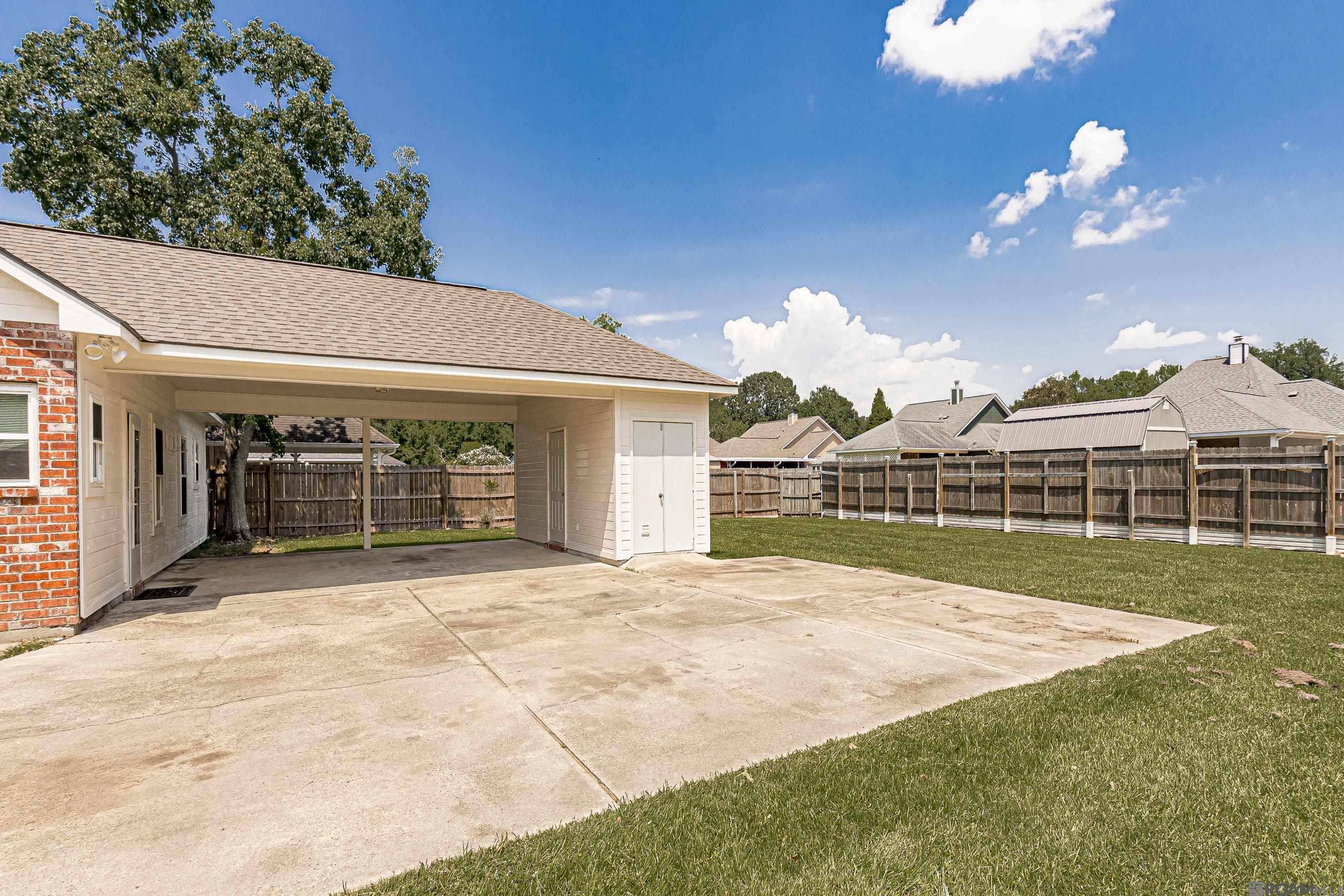 Gonzales, LA 70737,38268 MINDI CT