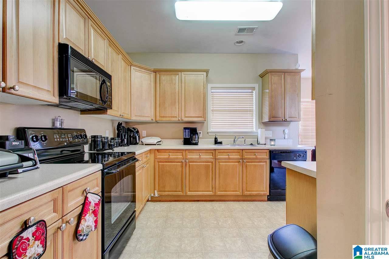 Sterrett, AL 35147,2004 LAKE CIRCLE