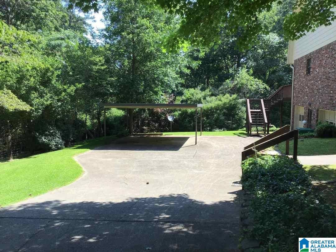 Pleasant Grove, AL 35127,929 8TH AVENUE