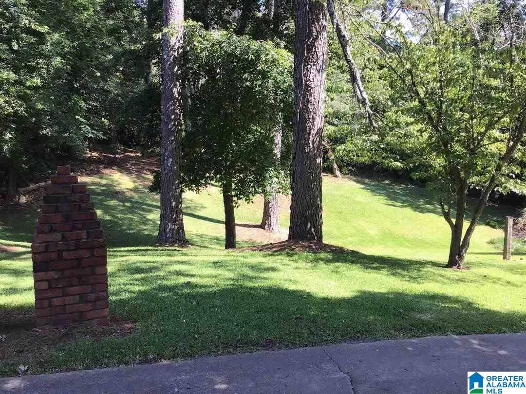 Pleasant Grove, AL 35127,929 8TH AVENUE