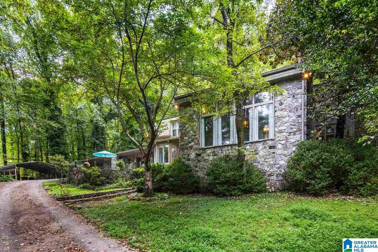 Oneonta, AL 35121,163 DOGWOOD DRIVE