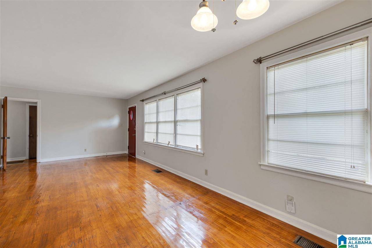Birmingham, AL 35208,4614 AVENUE I