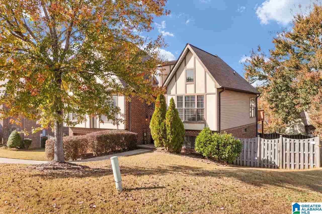 Pelham, AL 35124,208 EAGLE COVE LANE