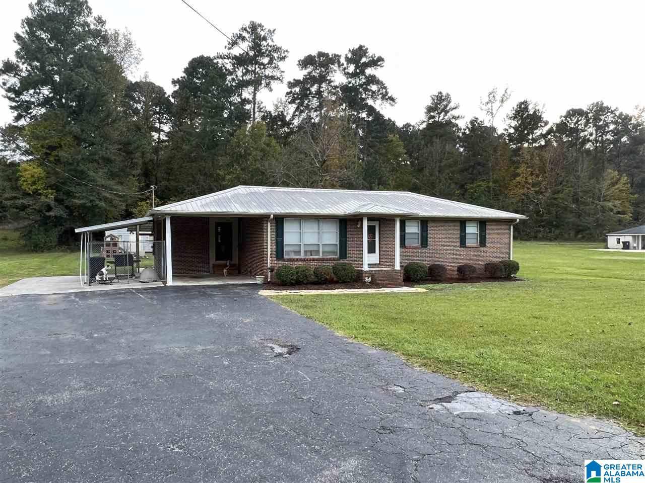 Hueytown, AL 35023,936 PINEWOOD AVENUE