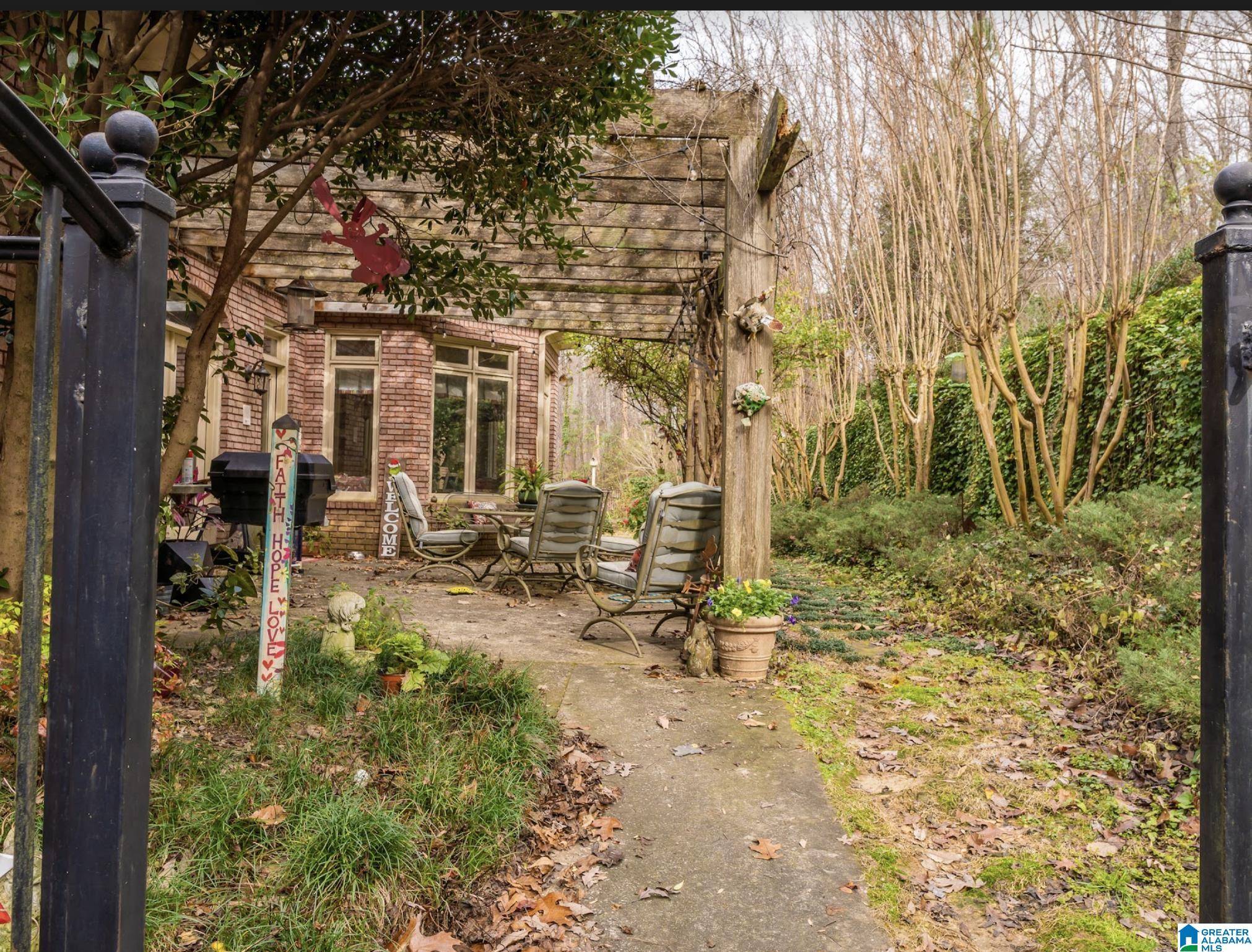 Irondale, AL 35210,3513 BERMUDA DRIVE