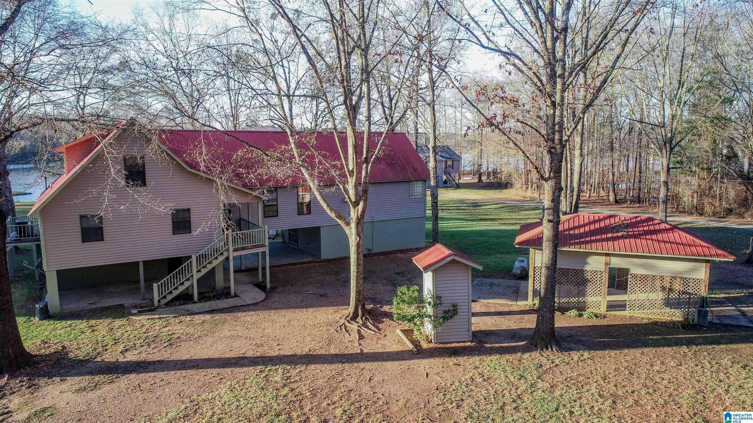 Pickensville, AL 35447,343 CLEAR LAKE DRIVE