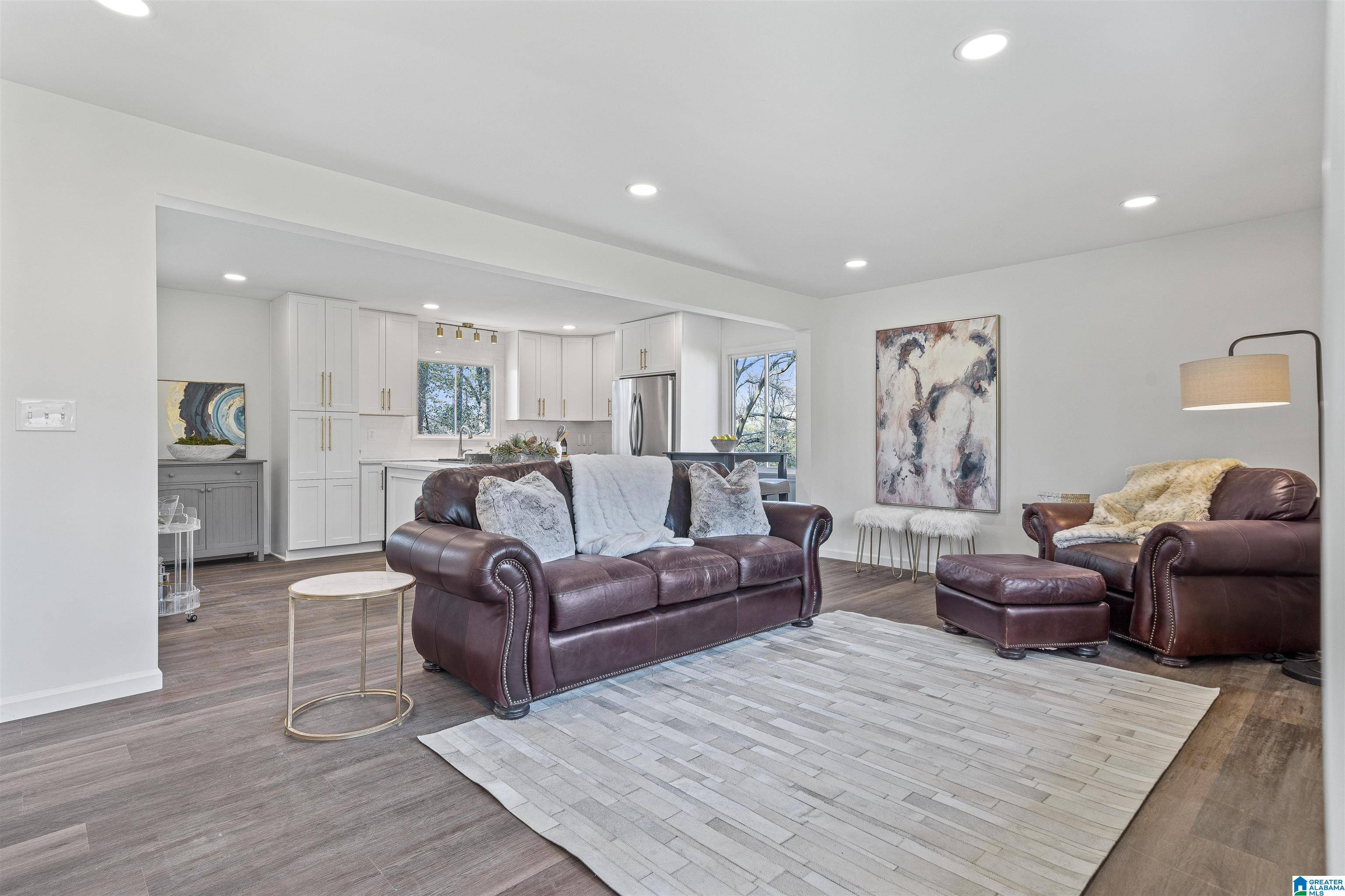 Homewood, AL 35209,1620 BARRY AVENUE