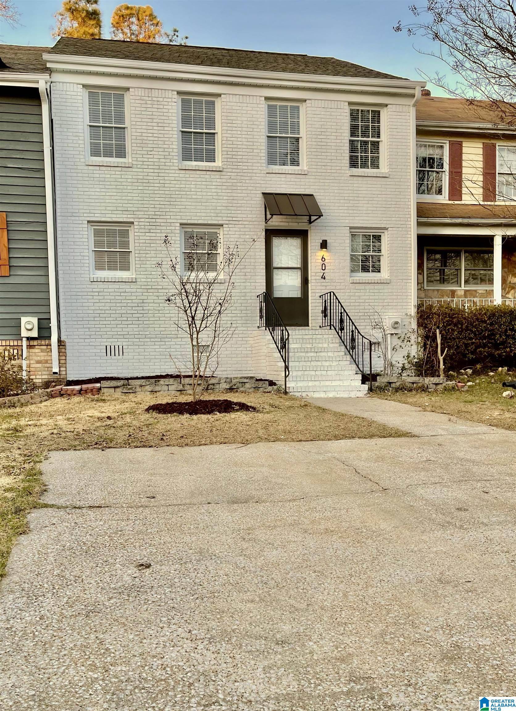 Pelham, AL 35124,604 CAHABA MANOR LANE