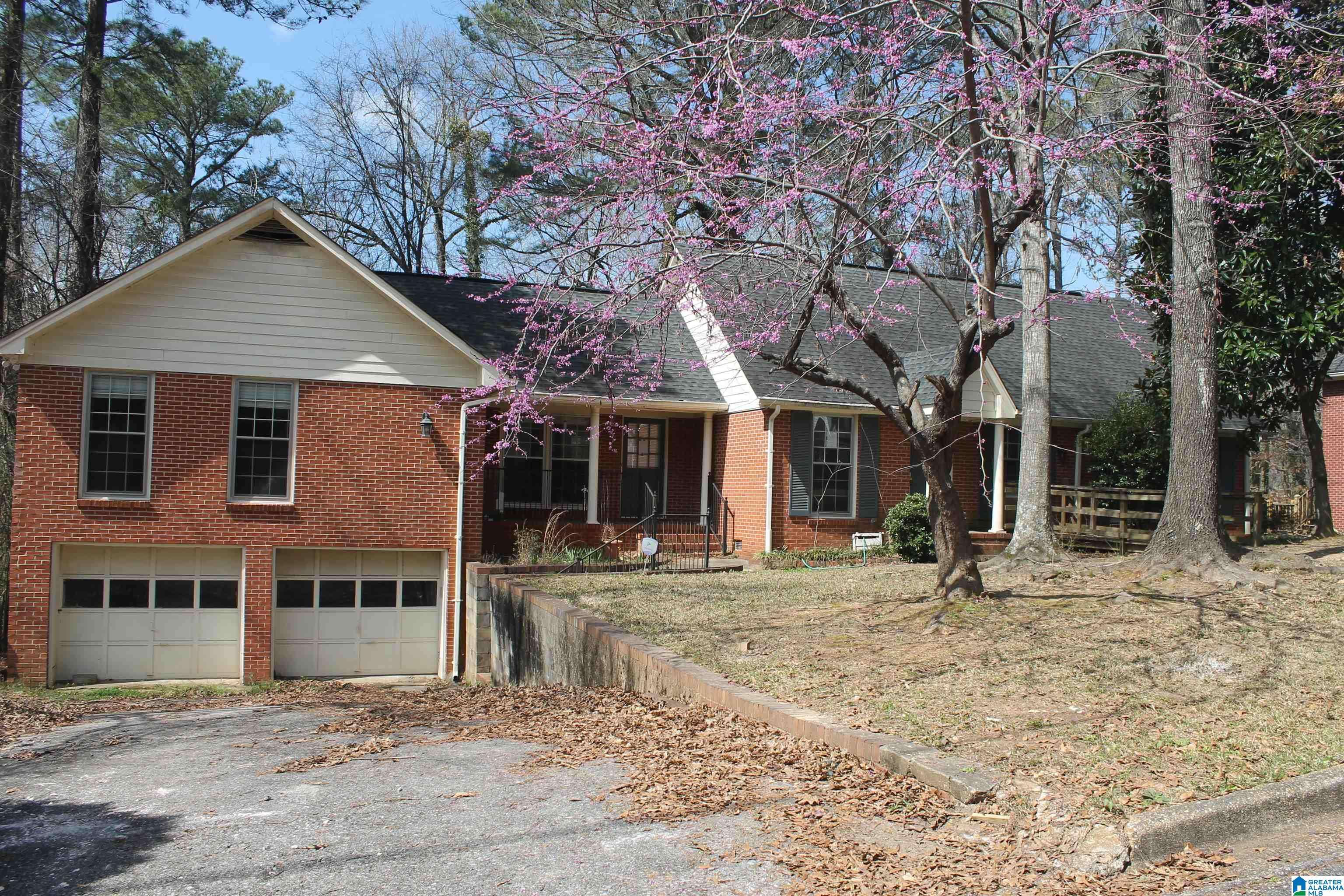 Tuscaloosa, AL 35405,3126 PIN OAK DRIVE