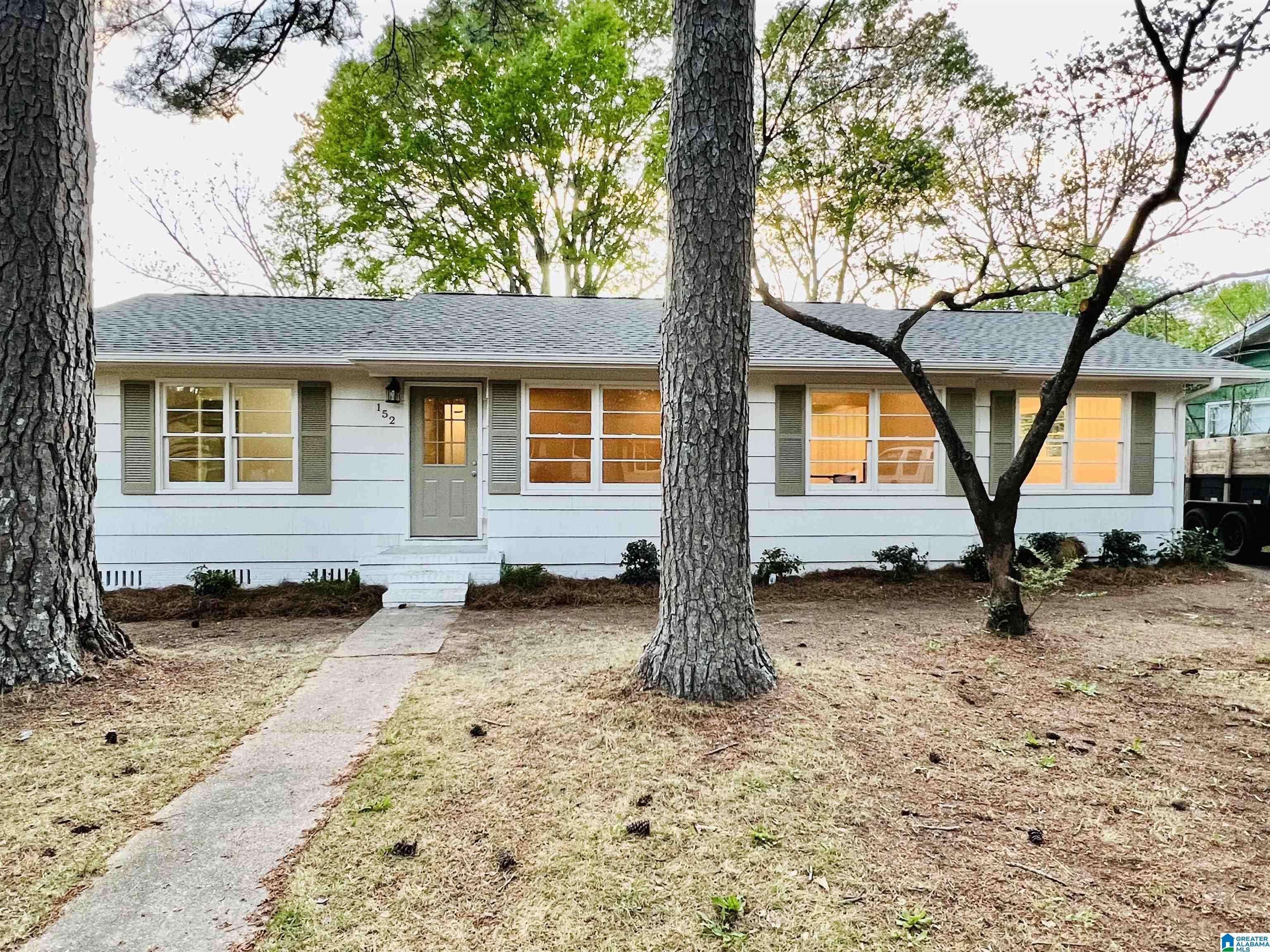 Hueytown, AL 35023,152 MABELON DRIVE