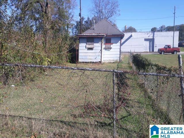 Anniston, AL 36207,1514 GLENADDIE AVENUE