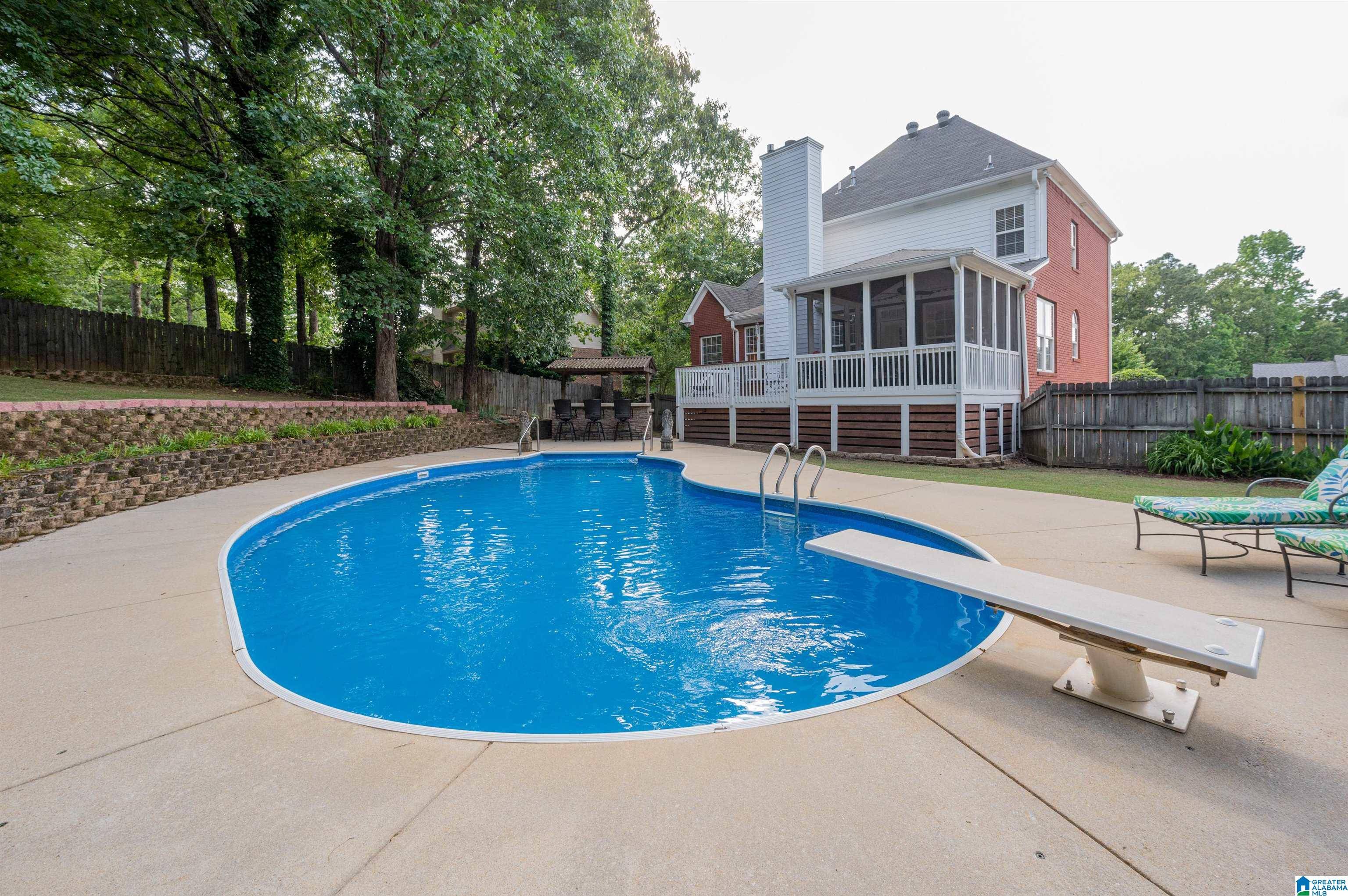 Hoover, AL 35244,5710 CYPRESS TRACE