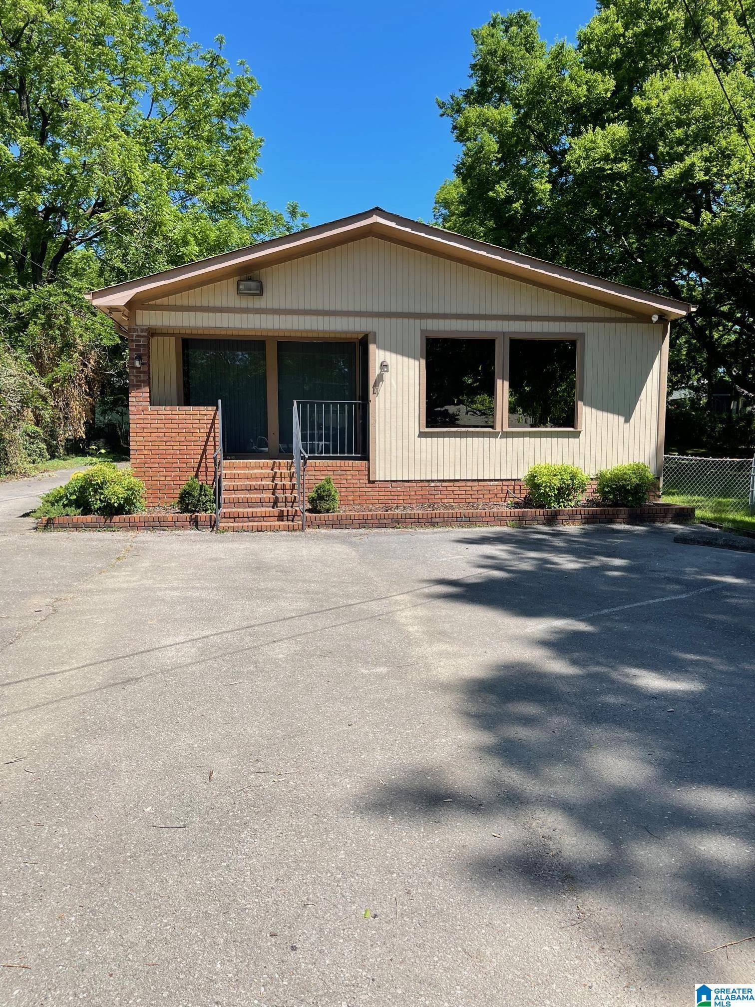 Leeds, AL 35094,7314 MIAMI AVENUE