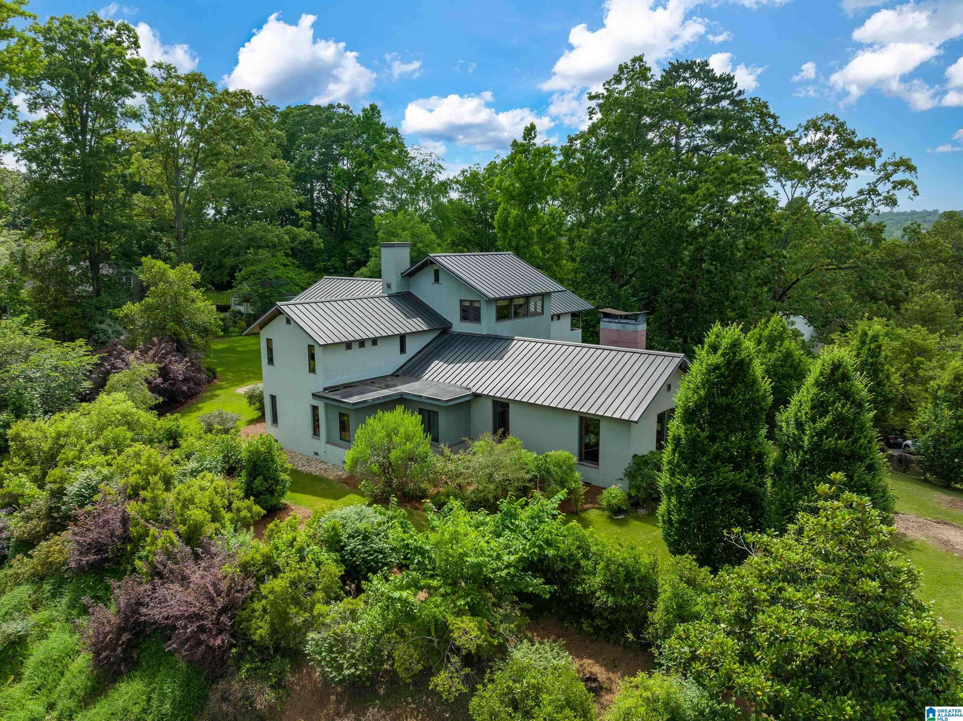 Mountain Brook, AL 35223,2940 BALMORAL ROAD
