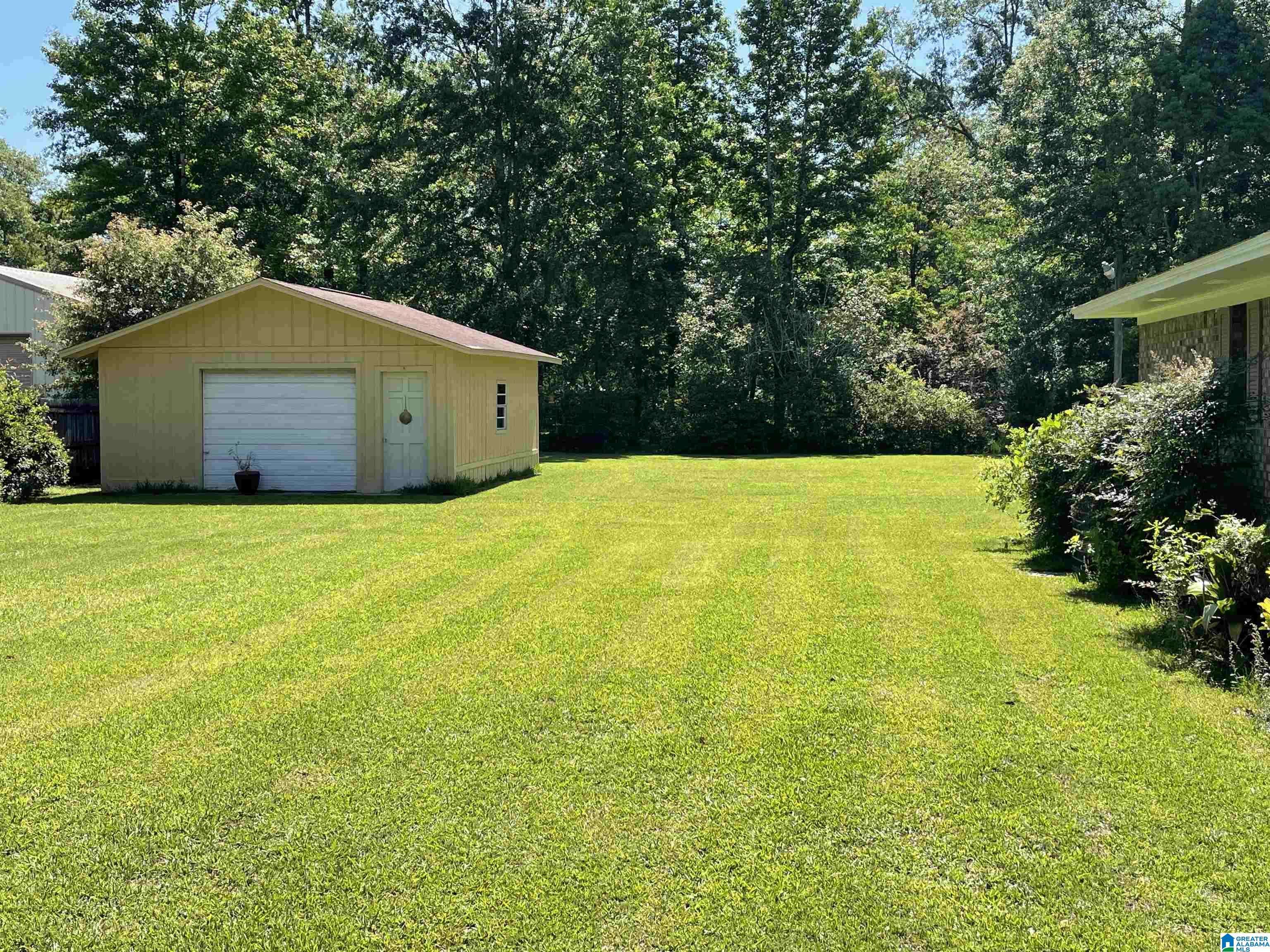 Atmore, AL 36502,1107 DAVIS DRIVE