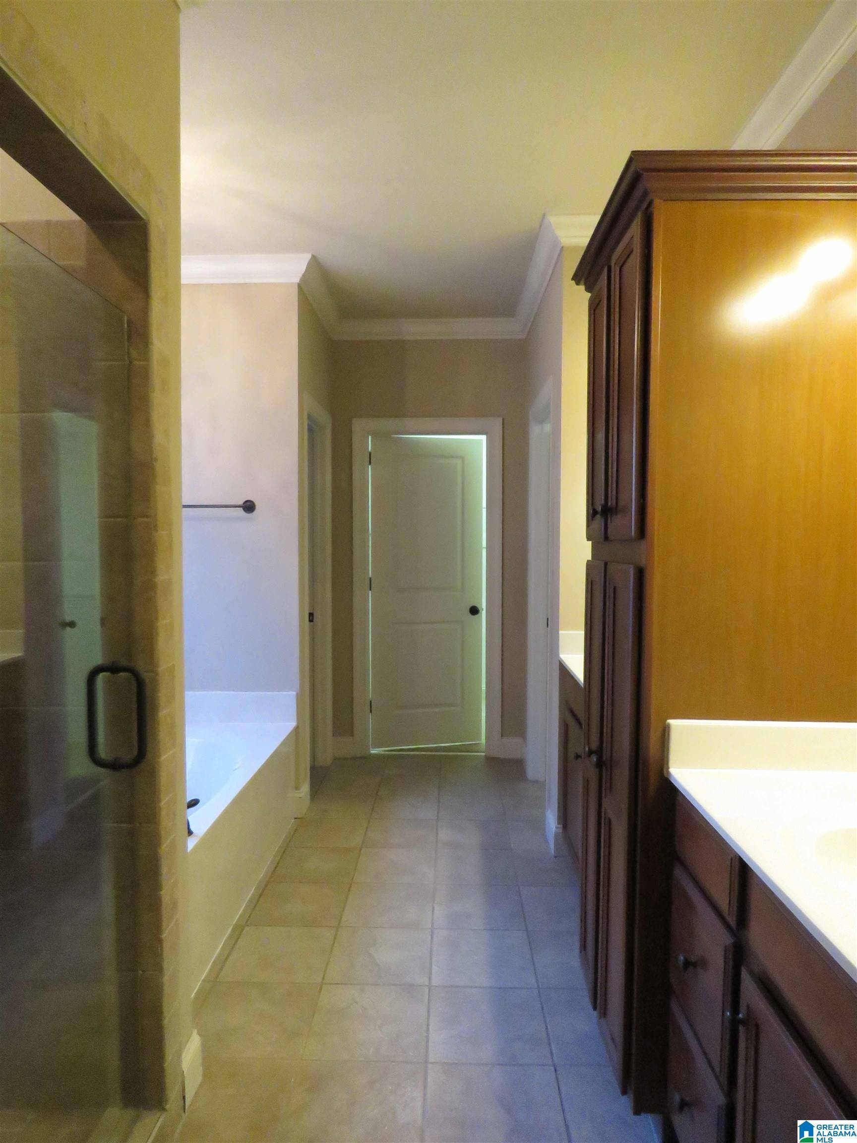 Birmingham, AL 35244,5475 VILLA TRACE