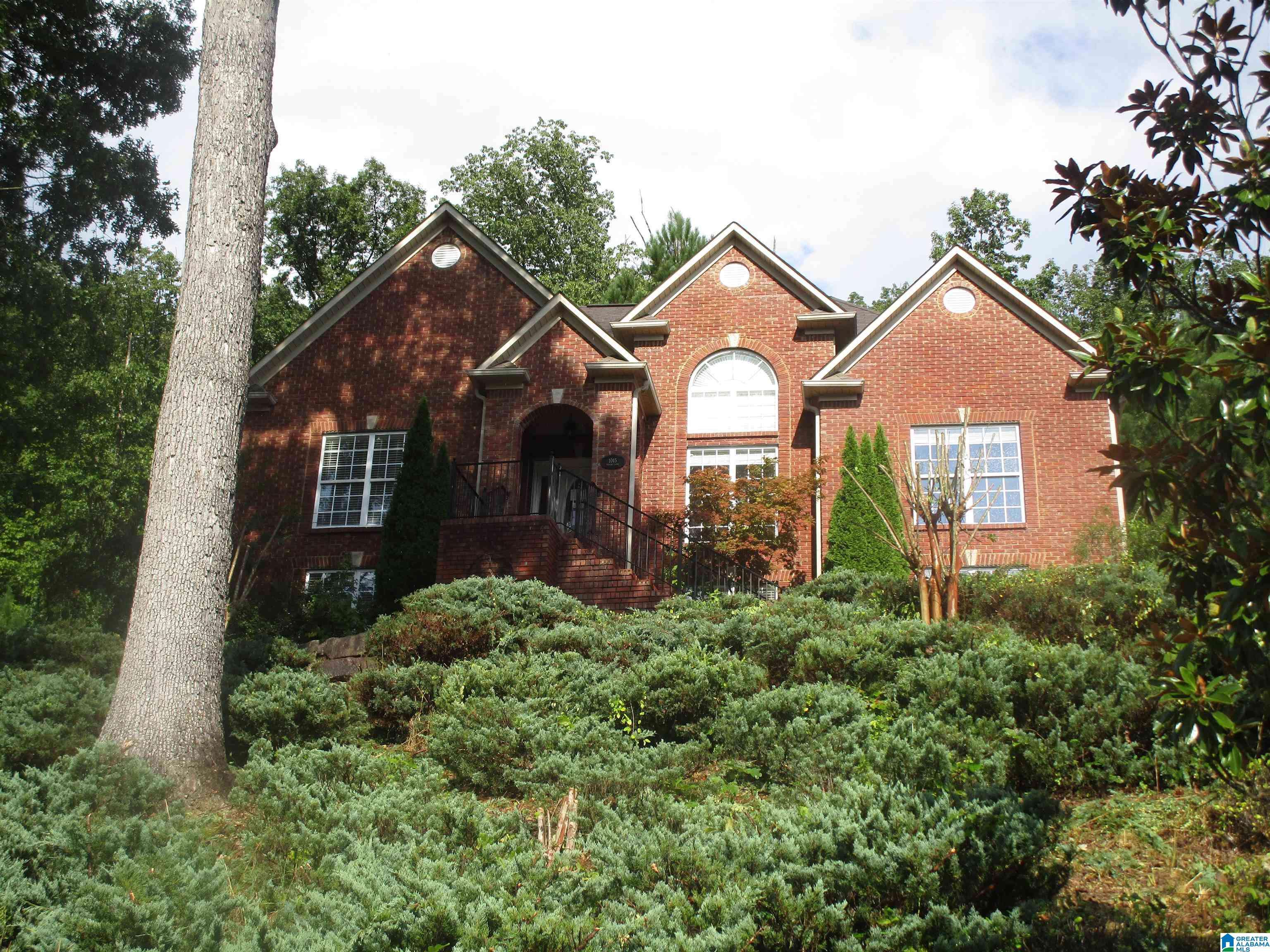 Trussville, AL 35173,1015 BROOKE LANE