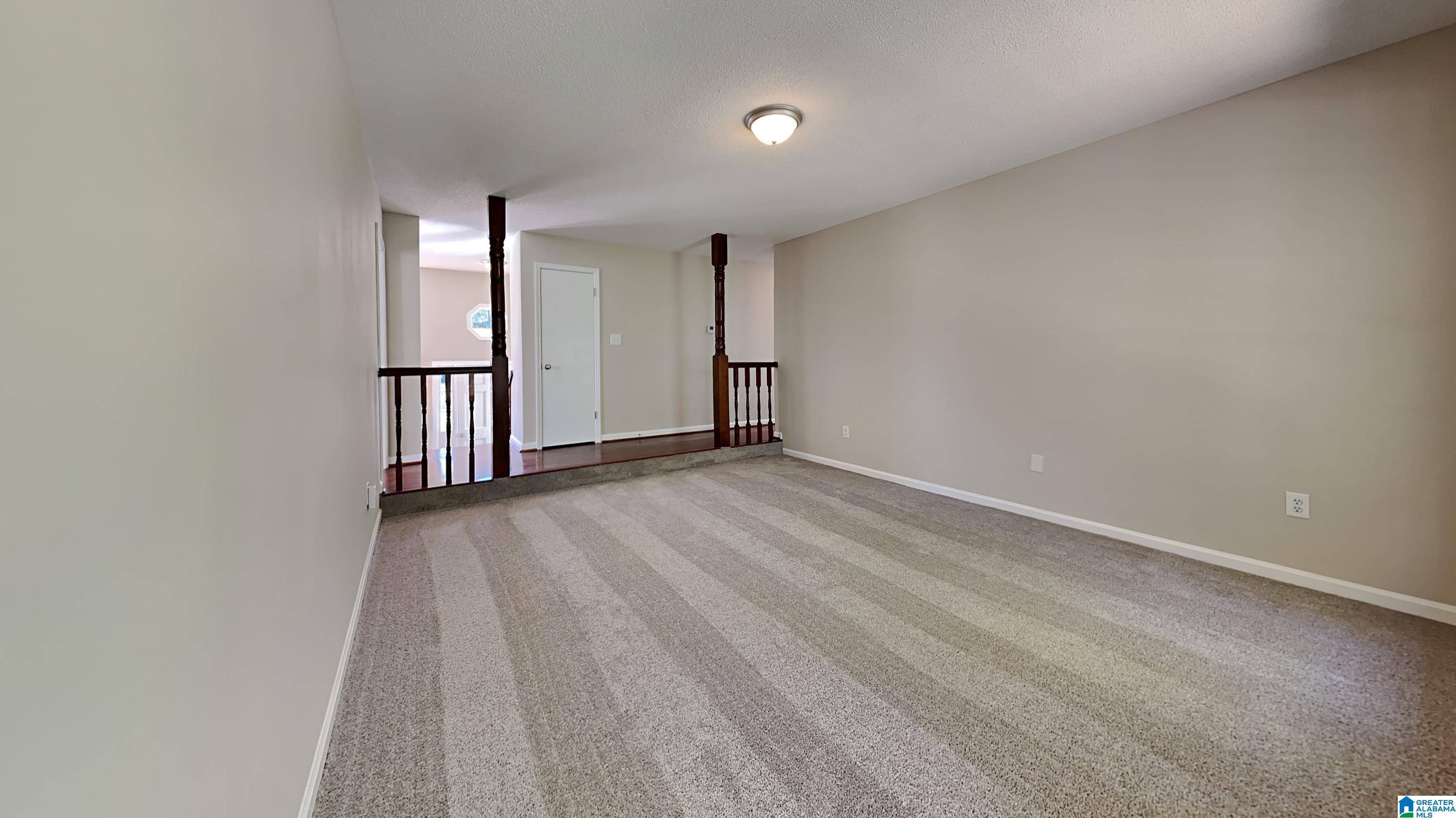 Hueytown, AL 35023,609 MCPHERSON LANE