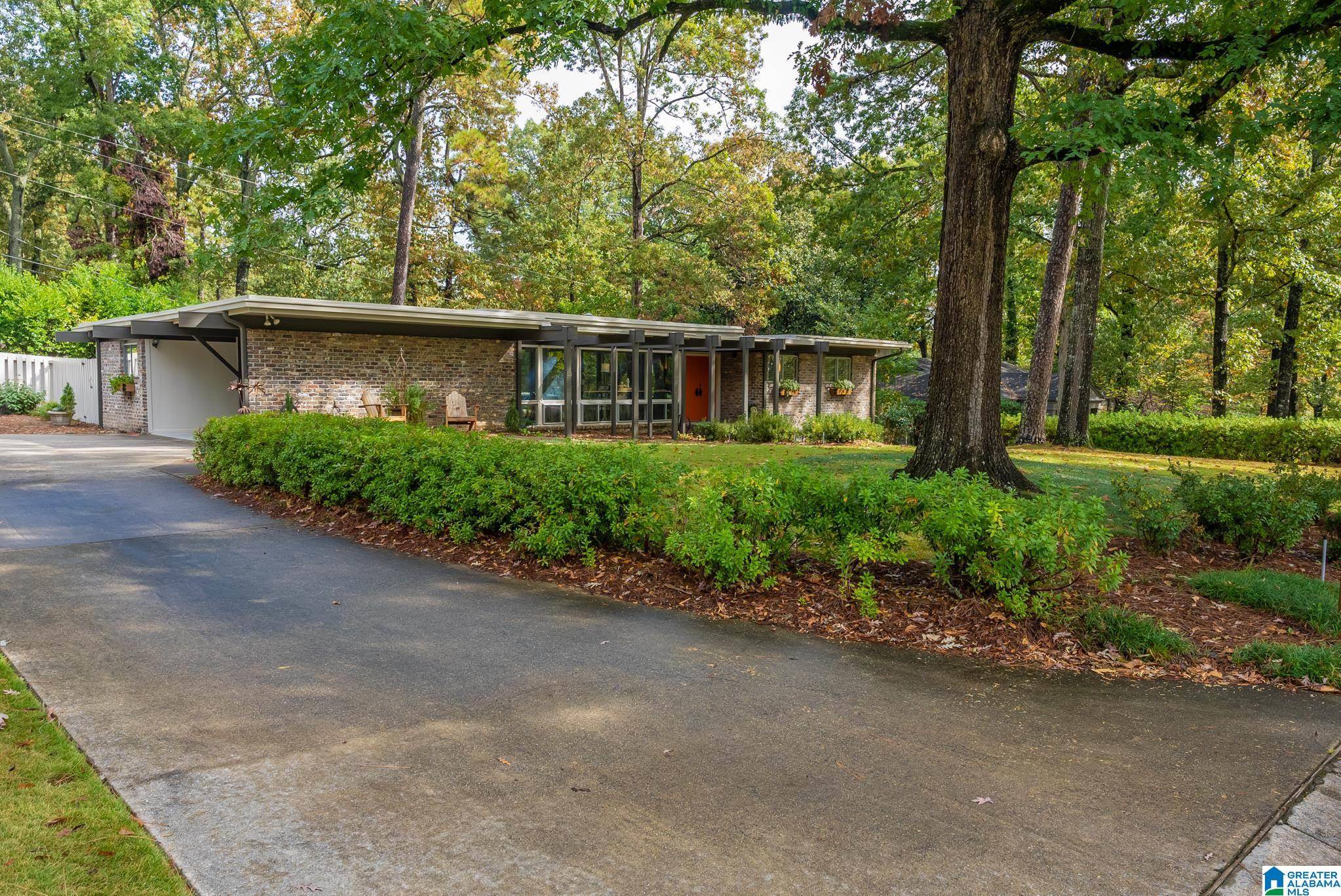 Mountain Brook, AL 35243,3841 ORLEANS ROAD