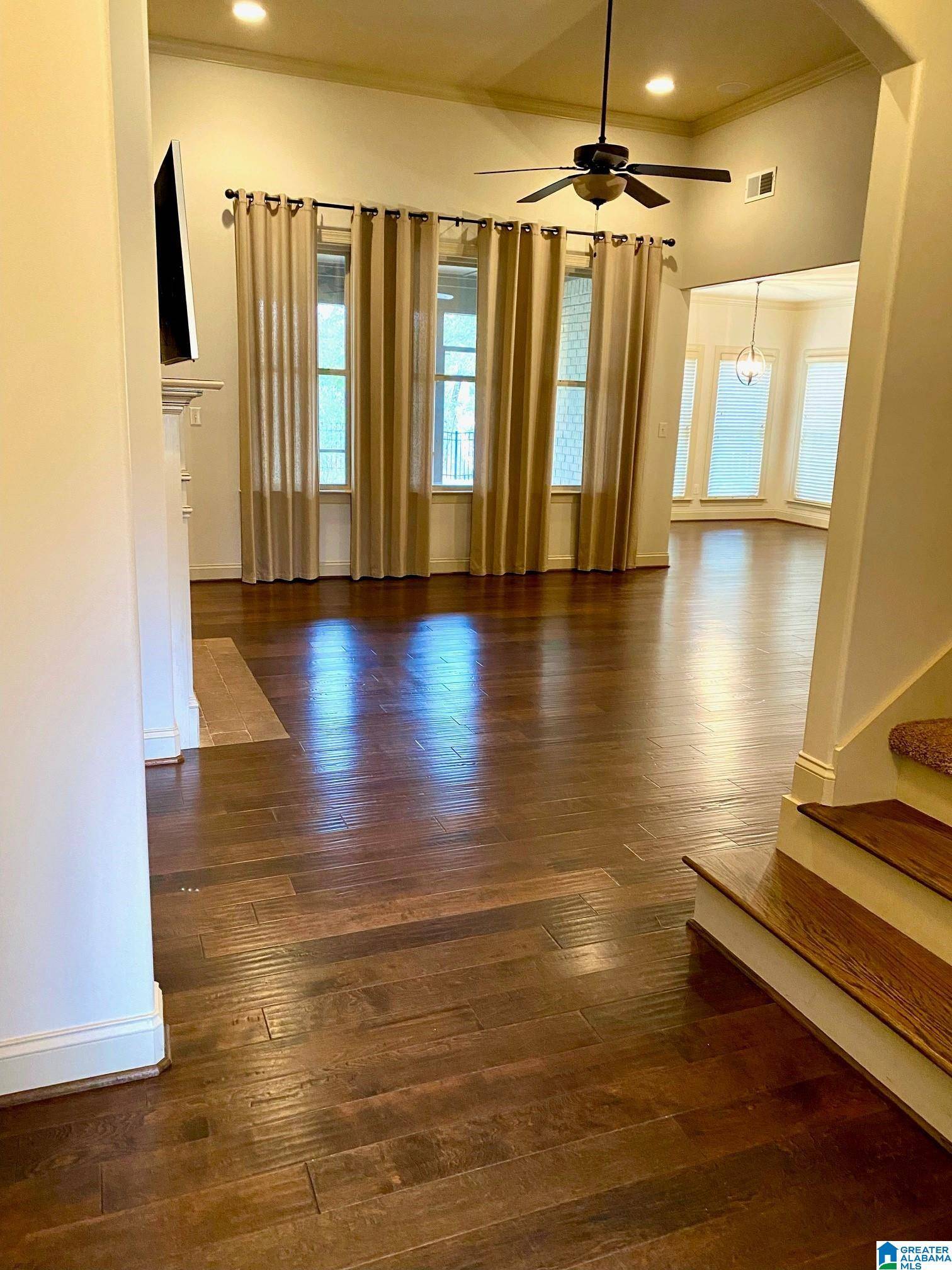 Pelham, AL 35124,206 DUNROBIN COVE